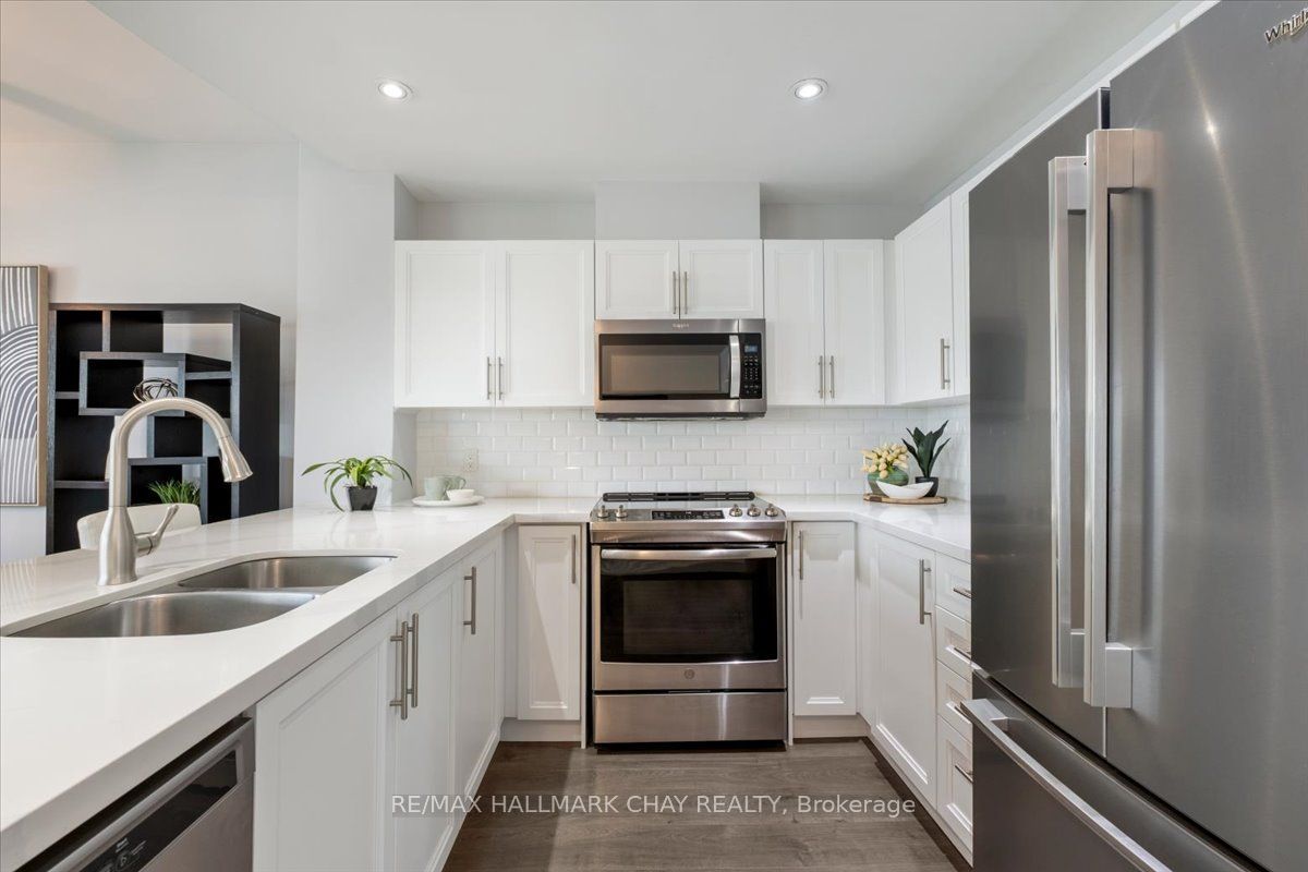 2 Toronto Street 605 Property Photo 10