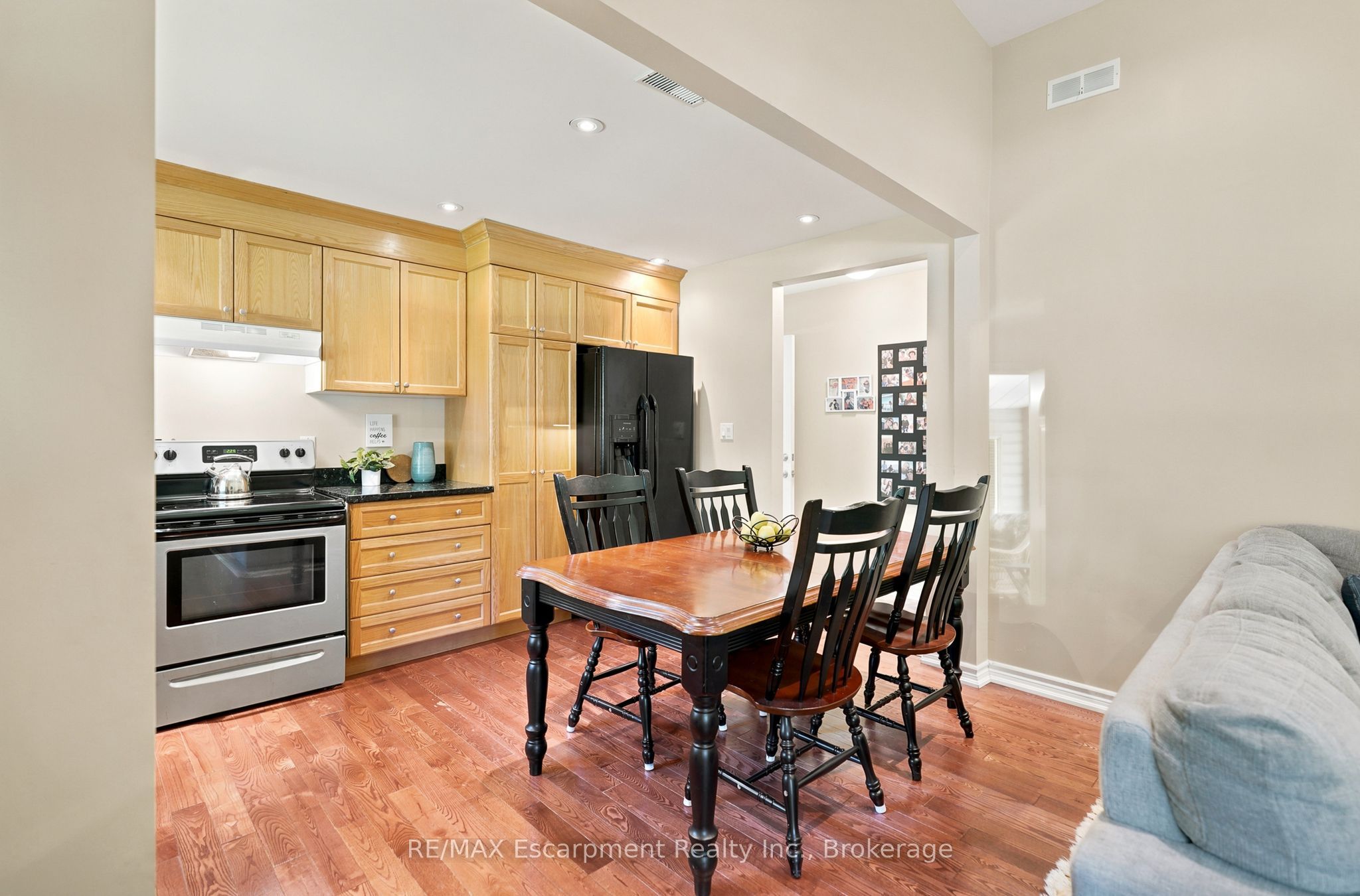 16 Hiawatha Road Property Photo 19