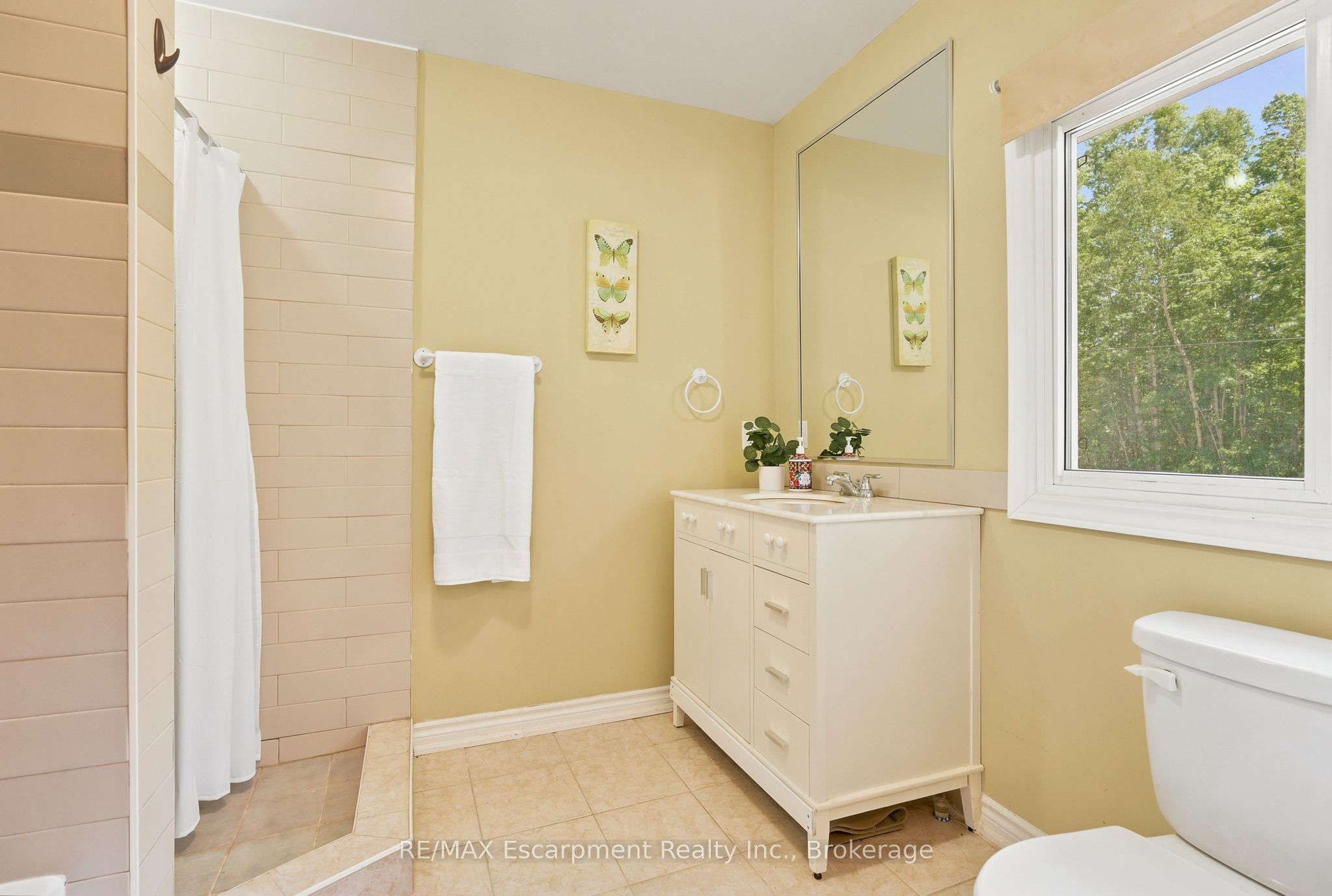 16 Hiawatha Road Property Photo 31