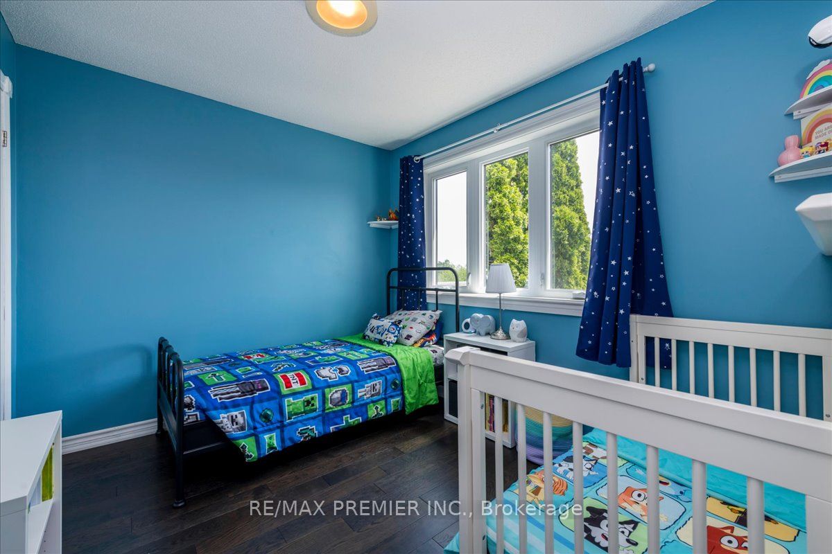 129 Chalmers Drive Property Photo 10