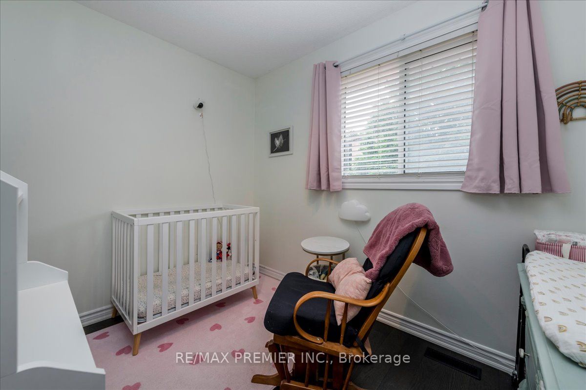 129 Chalmers Drive Property Photo 12