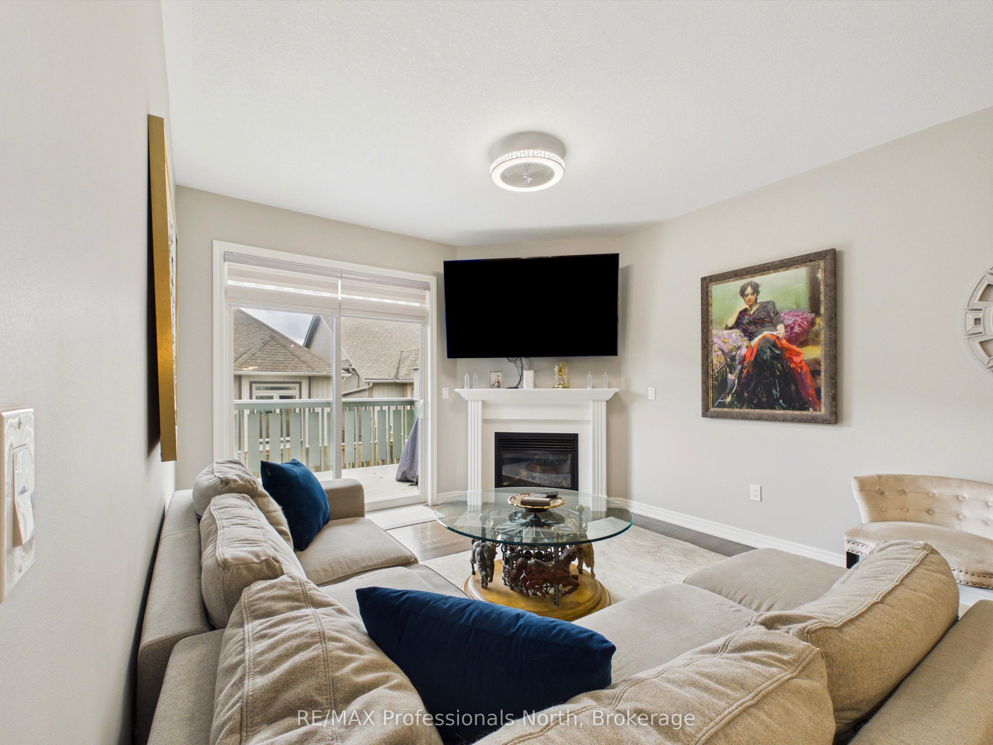 35 Canterbury Circle Property Photo 4
