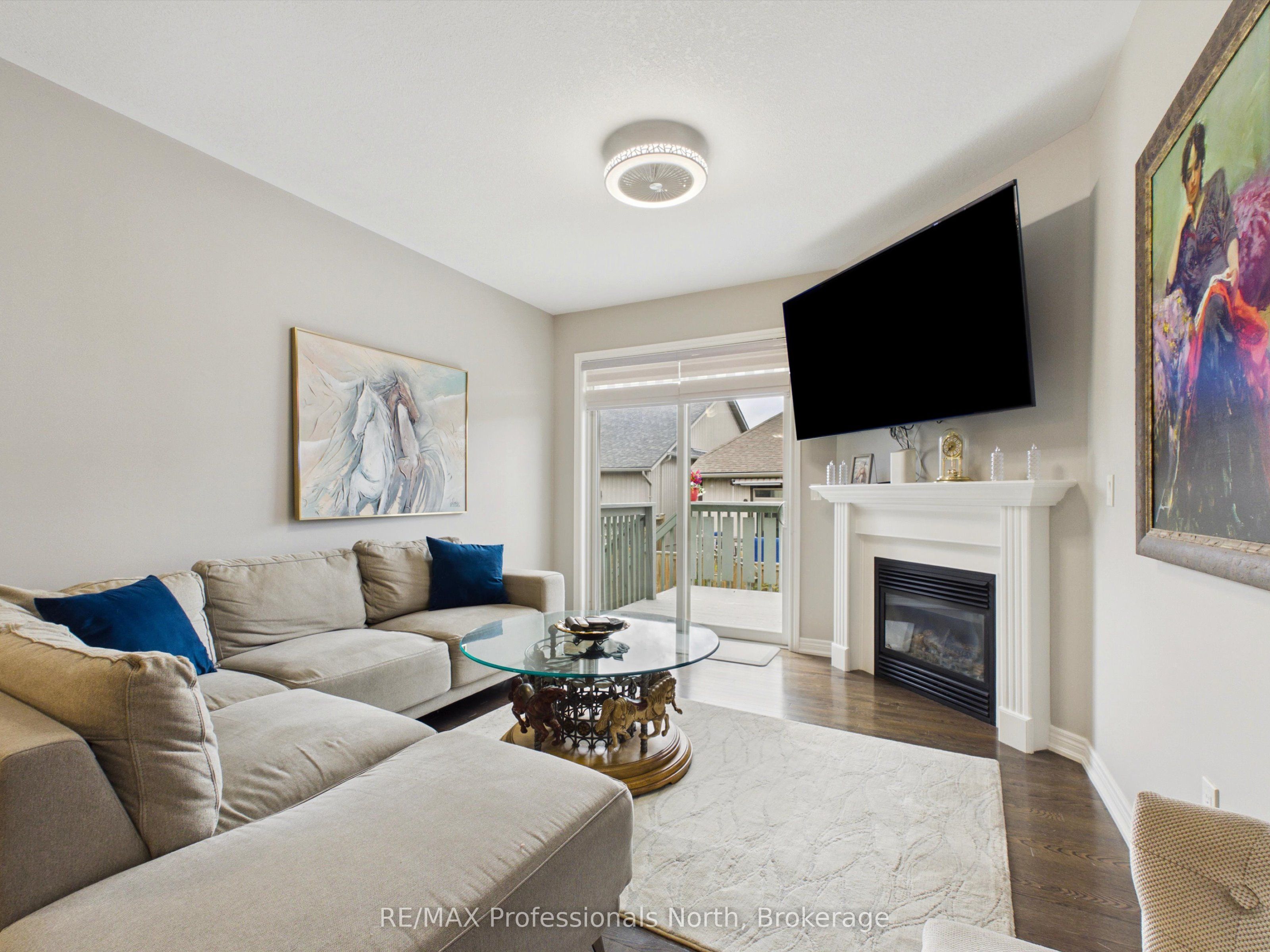 35 Canterbury Circle Property Photo 5