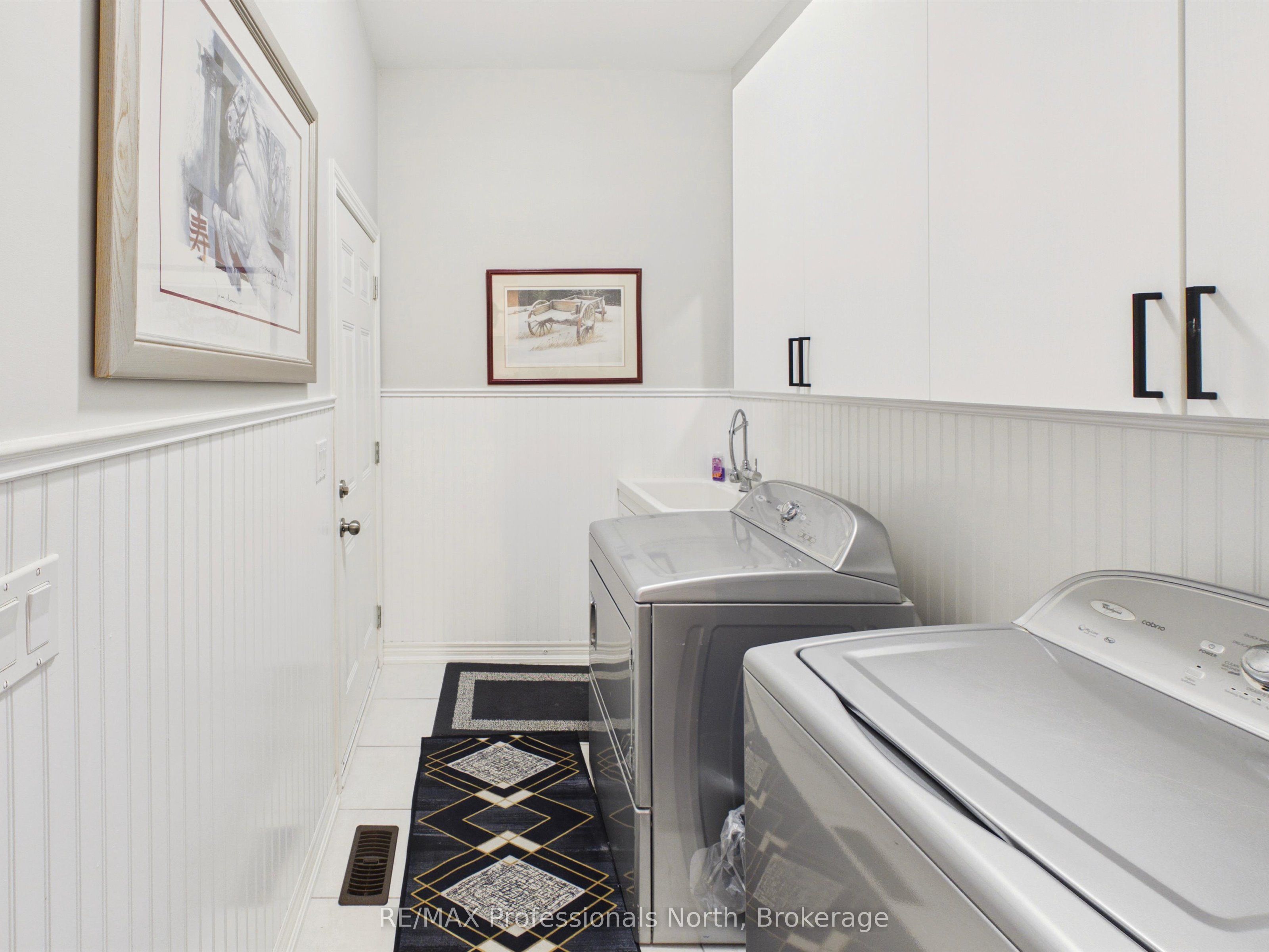 35 Canterbury Circle Property Photo 17