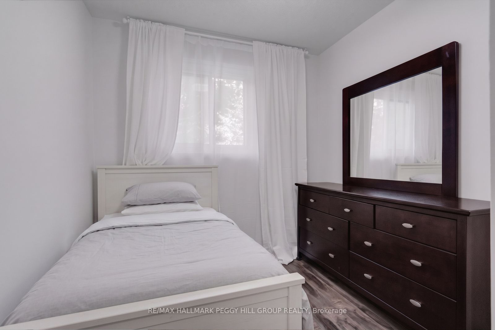 63 Ferris Lane B1 Property Photo 6