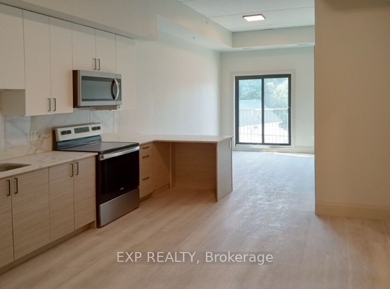 75 Barrie Road 113 Property Photo 5