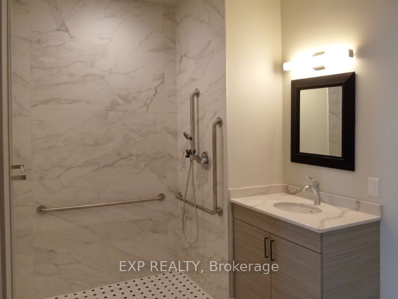 75 Barrie Road 113 Property Photo 12