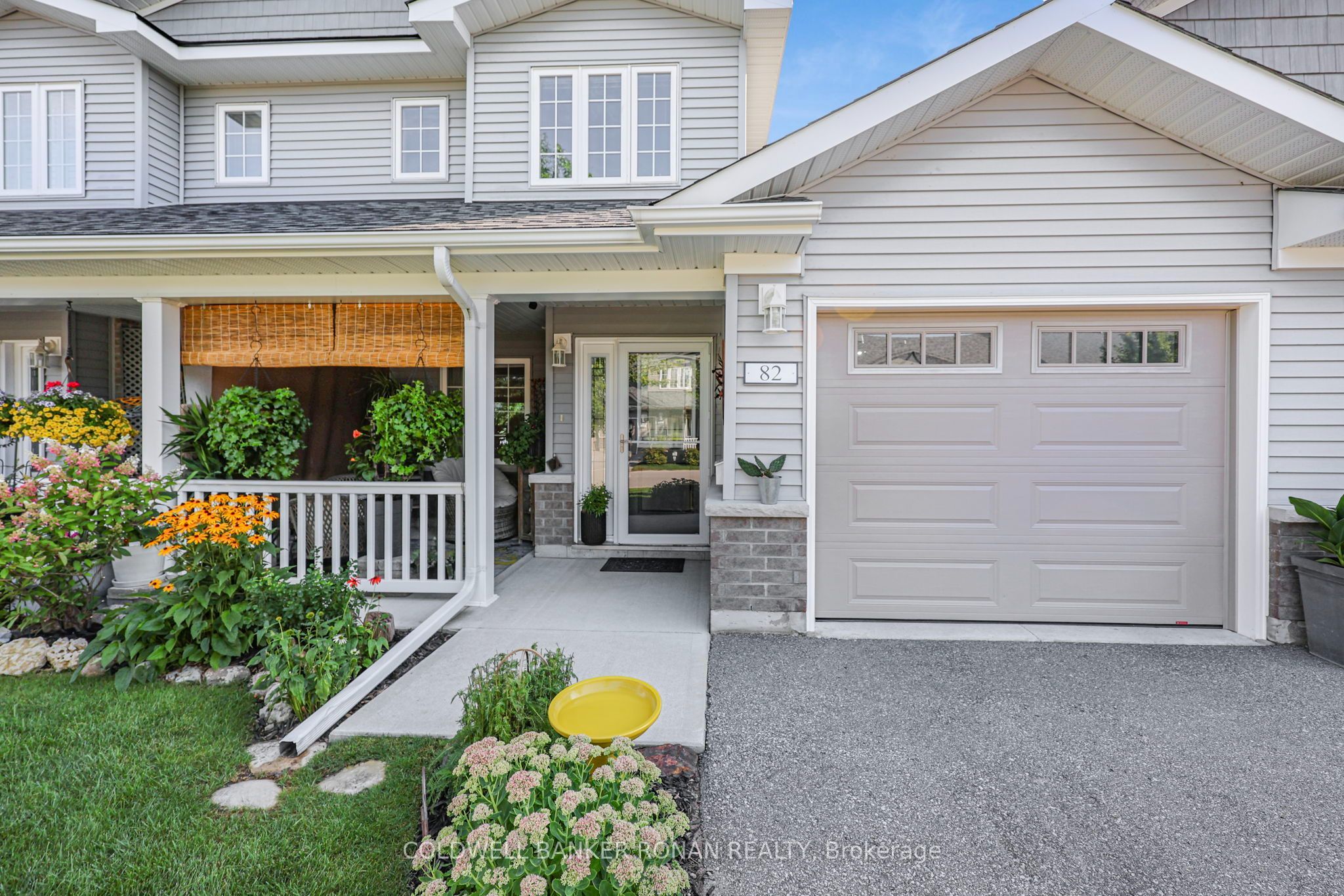82 Ivy Crescent Property Photo 1