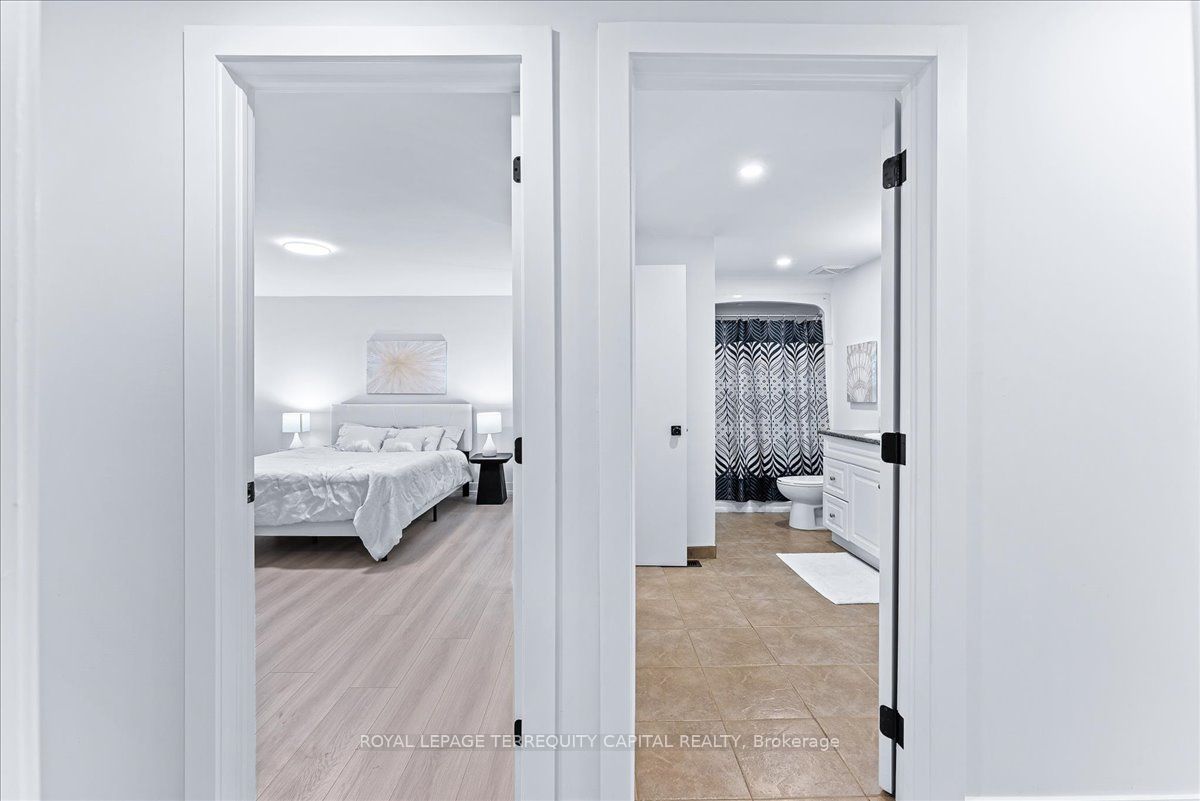 118 Shakespeare Crescent Upper Property Photo 29
