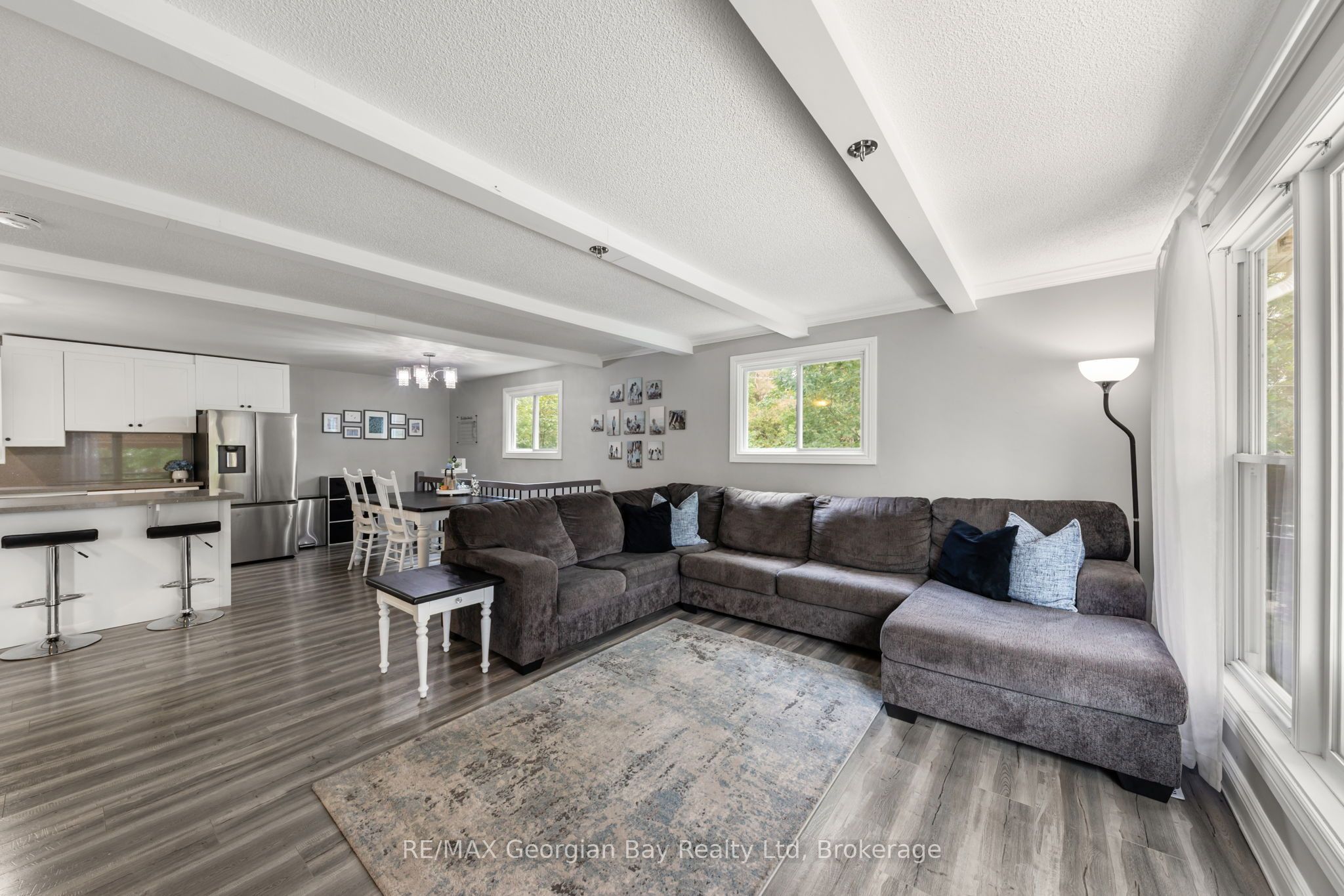 2384 Whetham Road Property Photo 29