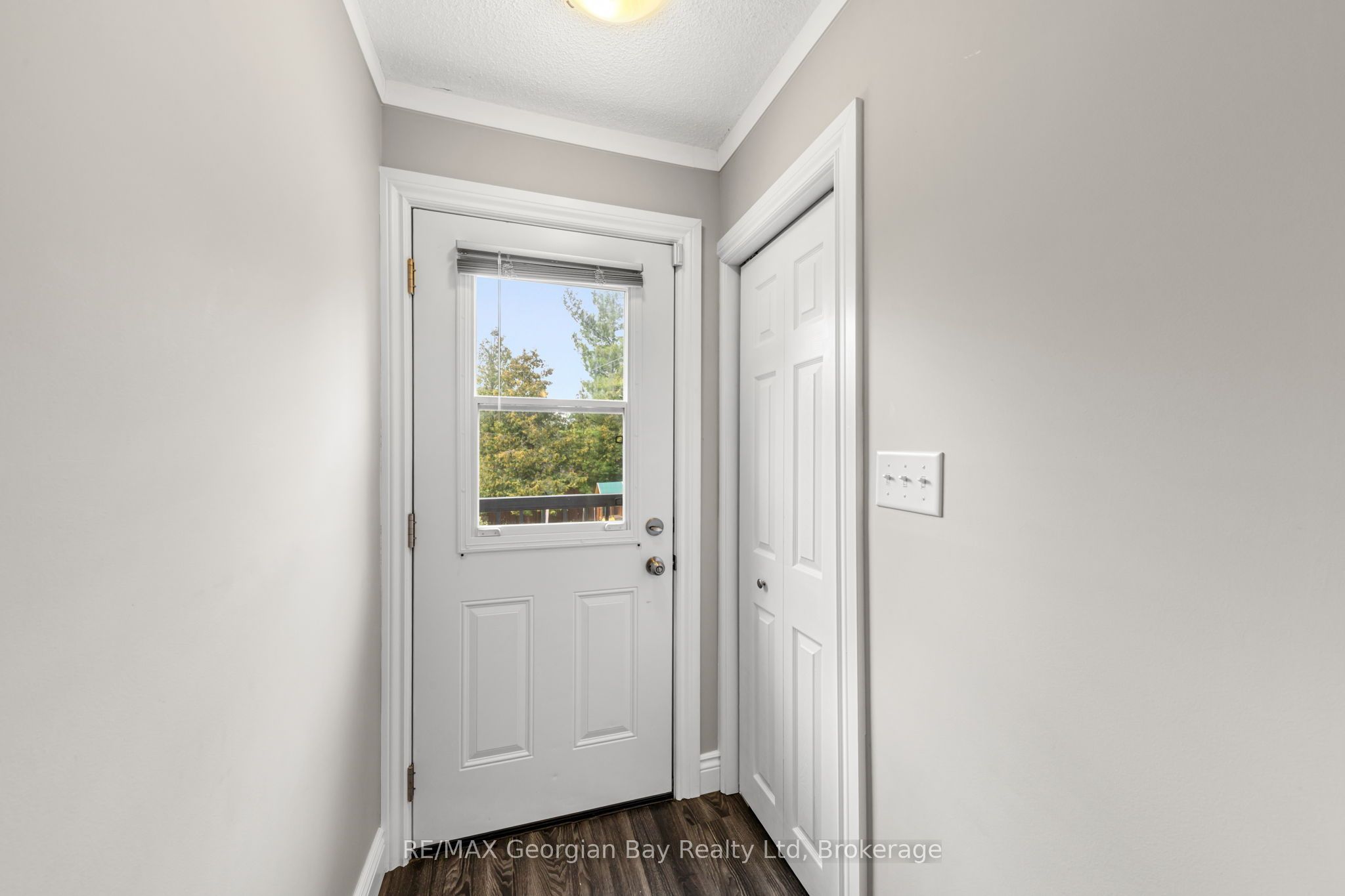2384 Whetham Road Property Photo 38