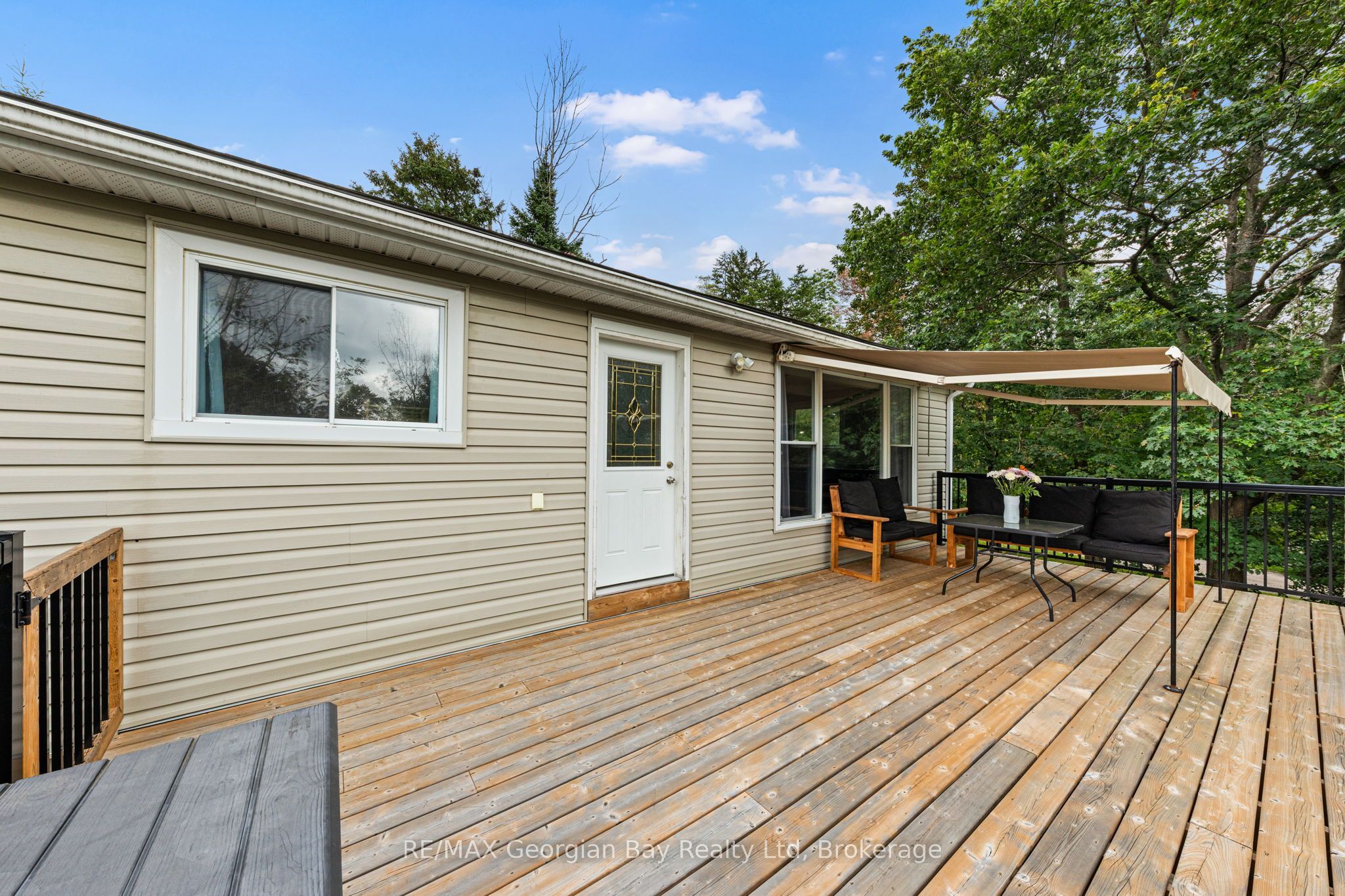2384 Whetham Road Property Photo 45