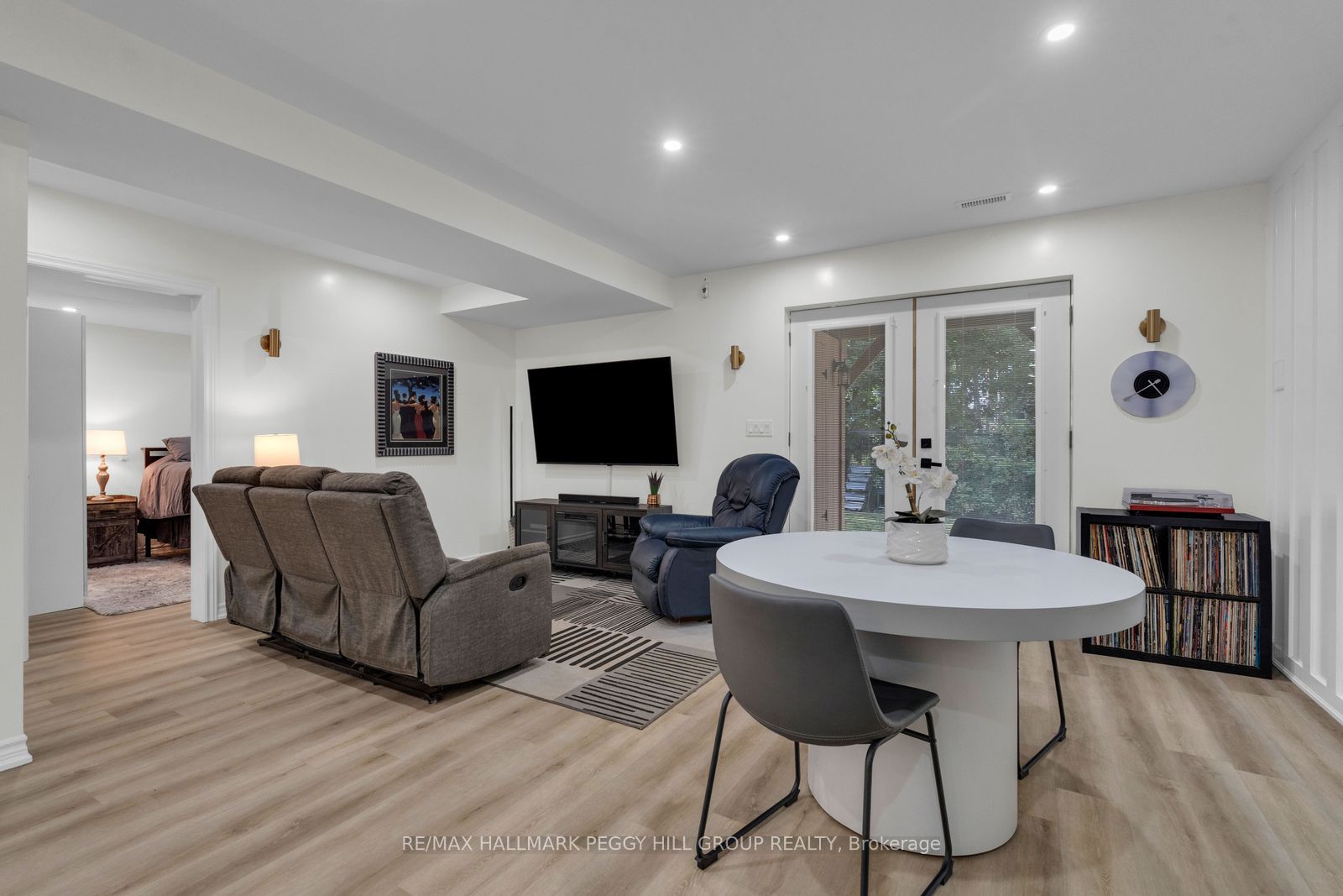 247 Diana Drive Property Photo 12