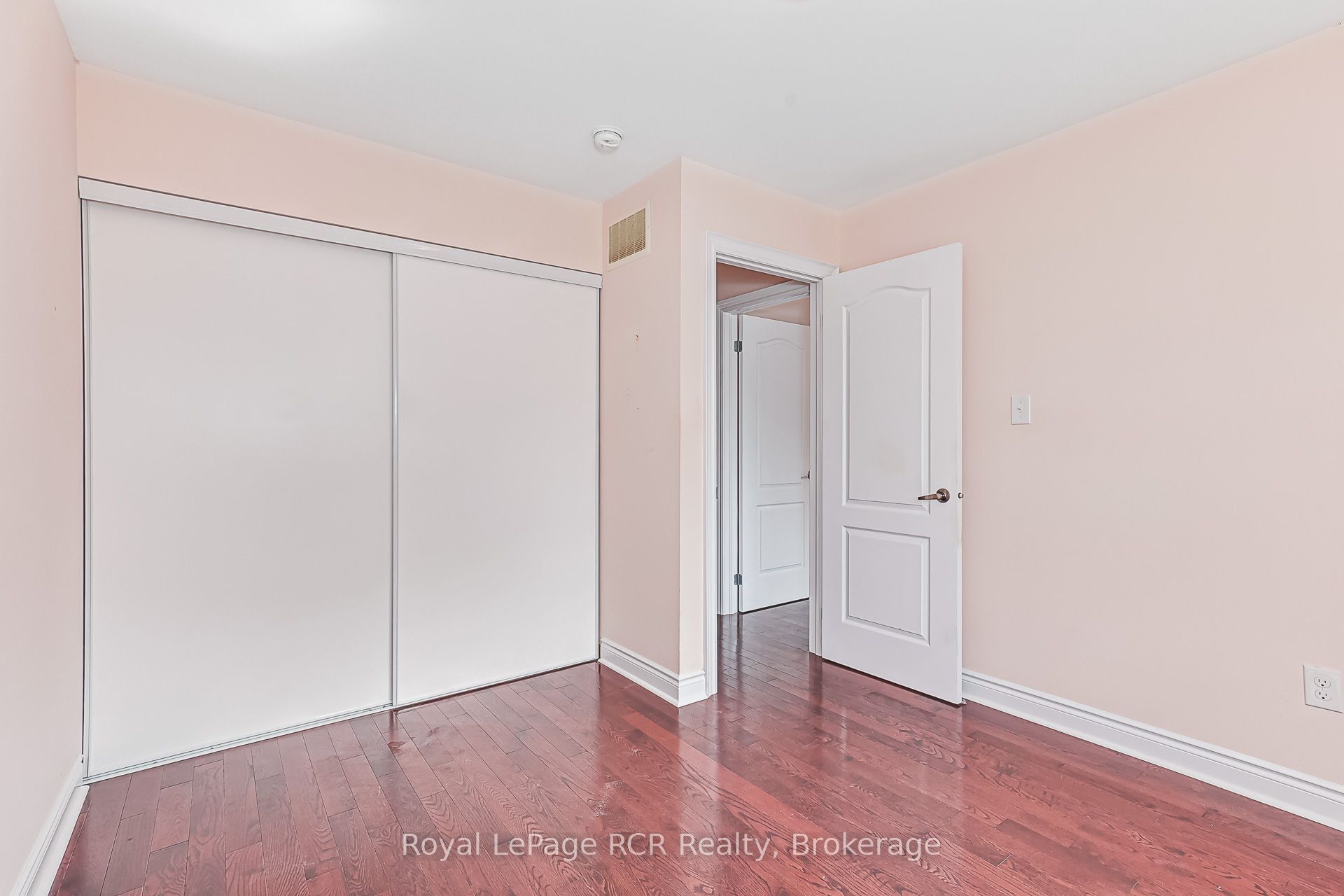 252 Spruce Street Property Photo 23