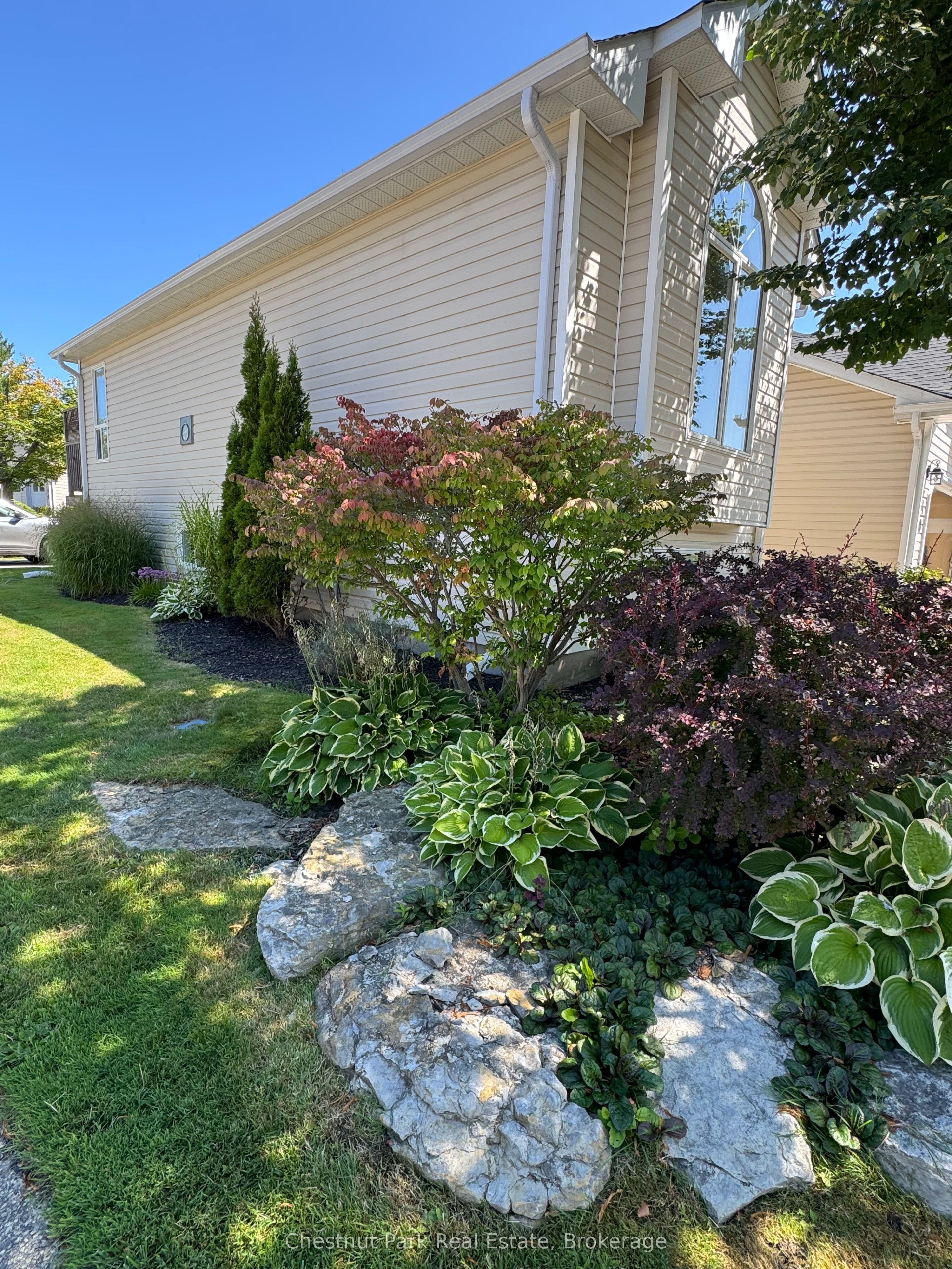 40 Barker Boulevard Property Photo 24