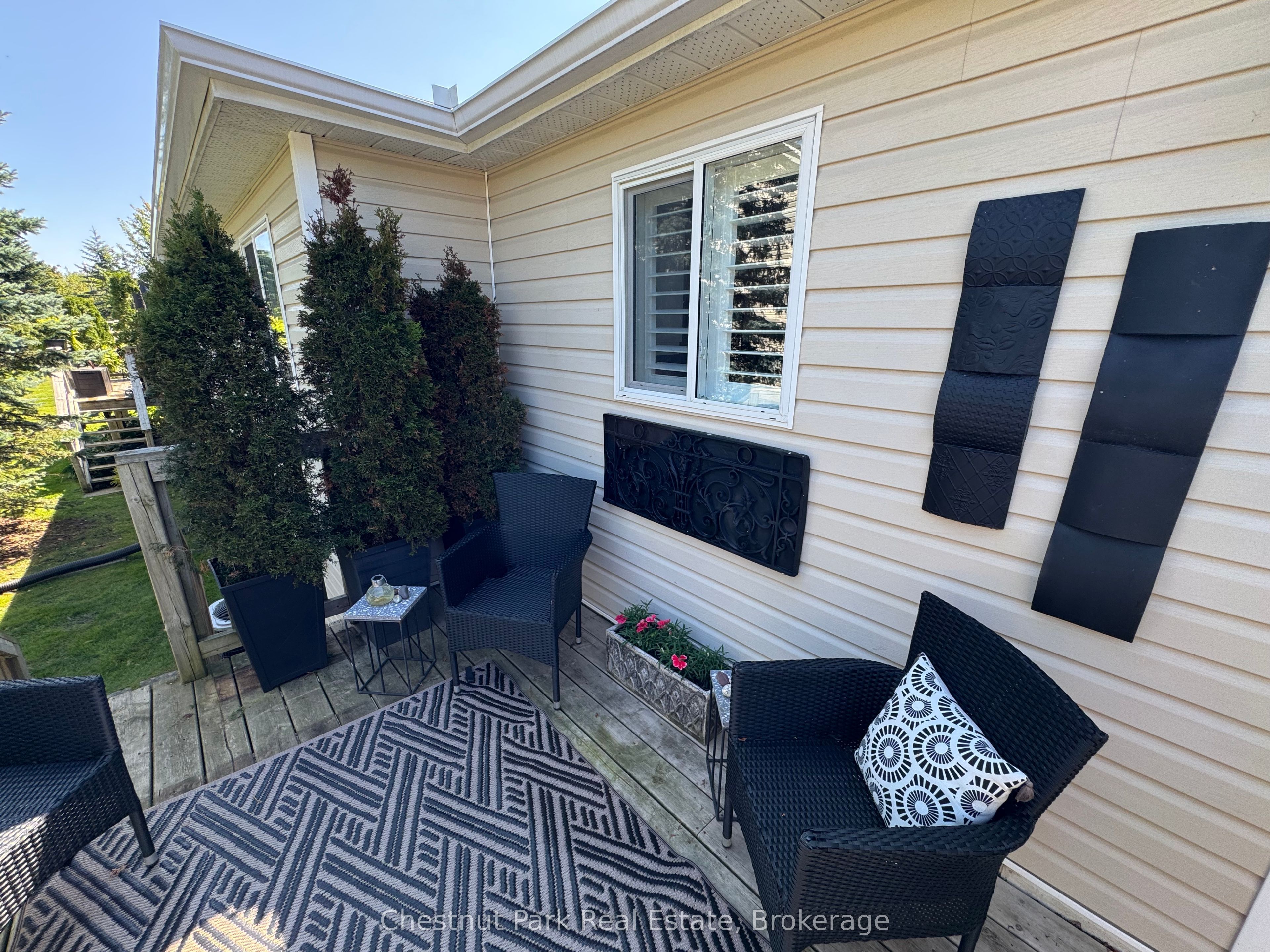 40 Barker Boulevard Property Photo 27