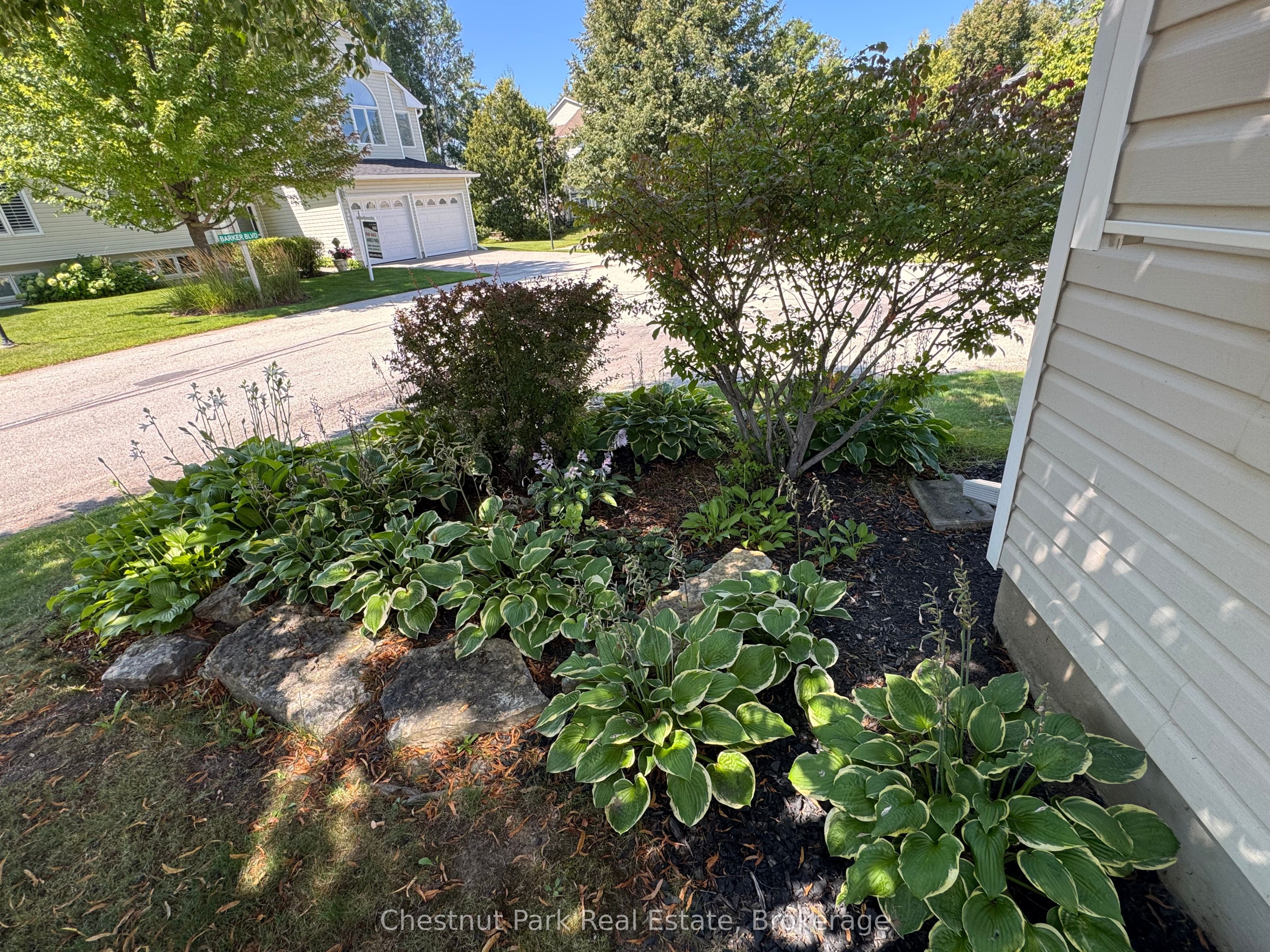 40 Barker Boulevard Property Photo 30
