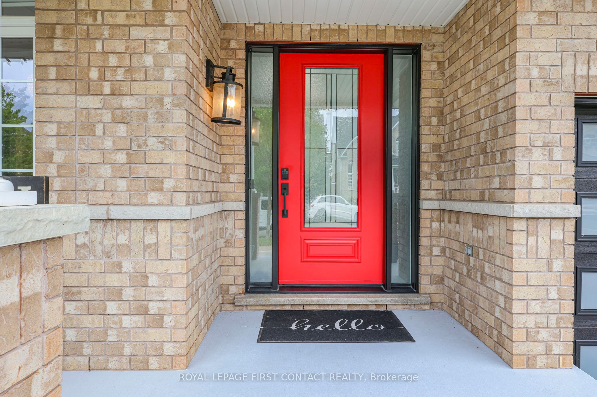 36 Regalia Way Property Photo 5