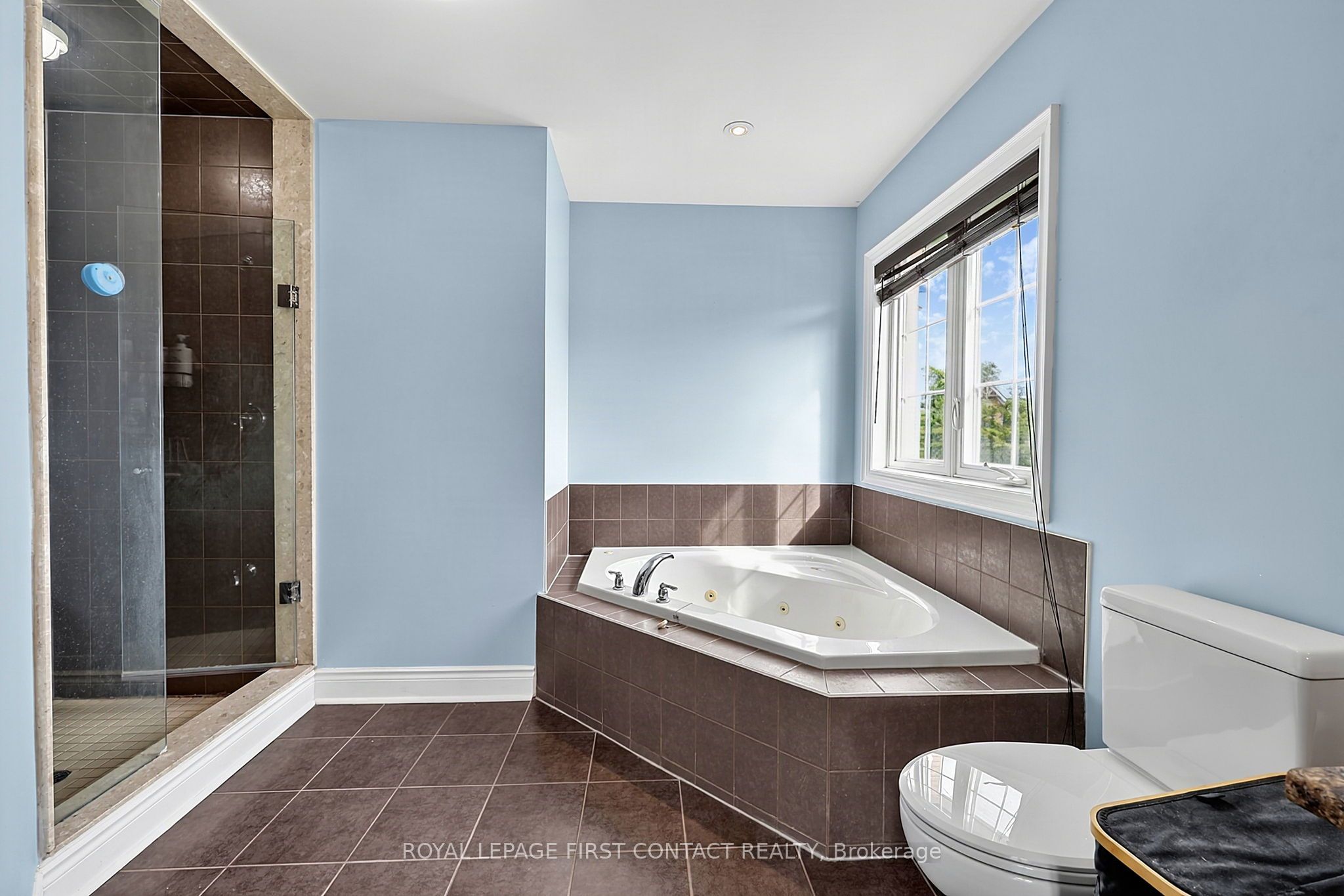 36 Regalia Way Property Photo 25