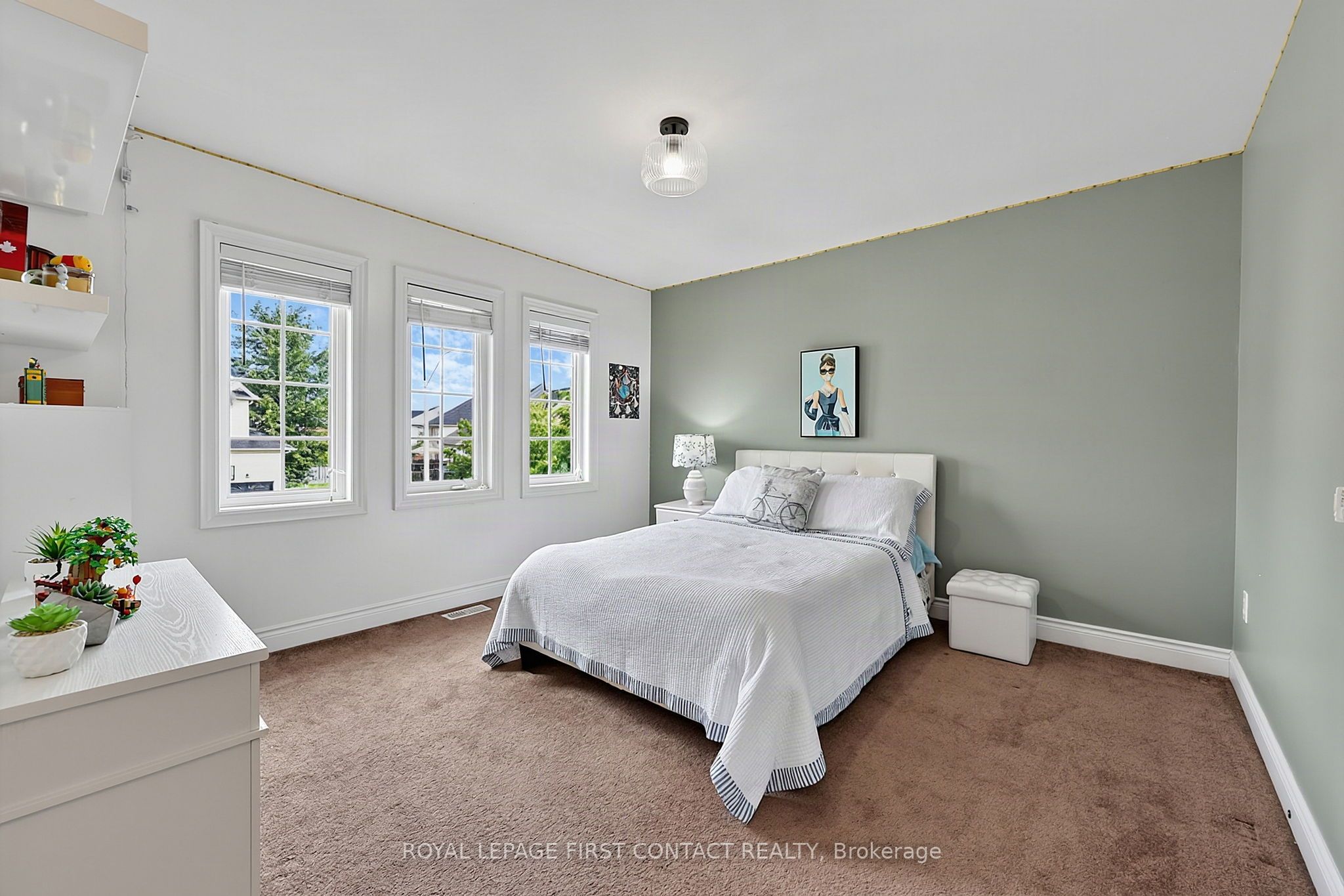36 Regalia Way Property Photo 27