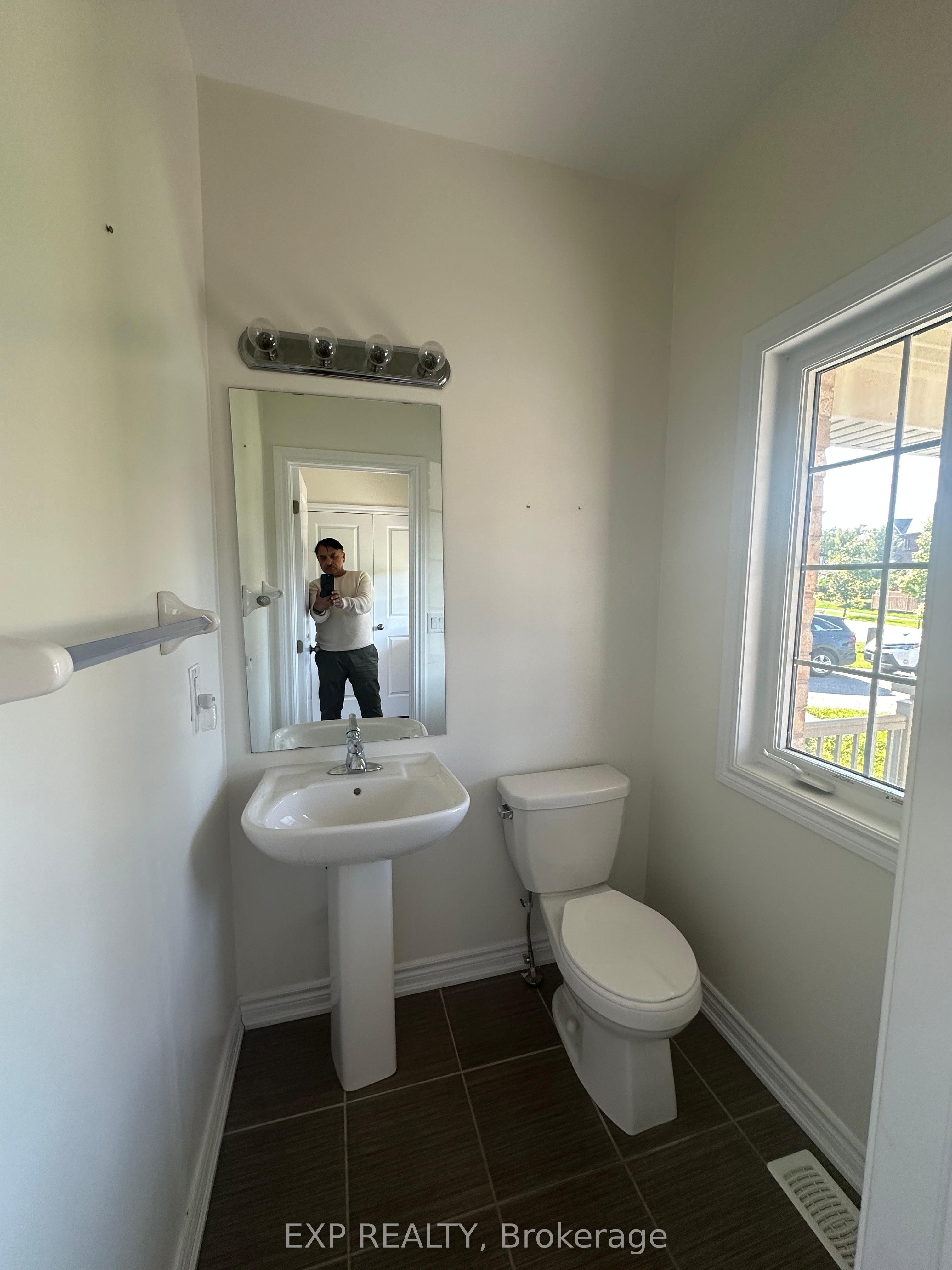 208 Isabella Drive 1 Property Photo 17