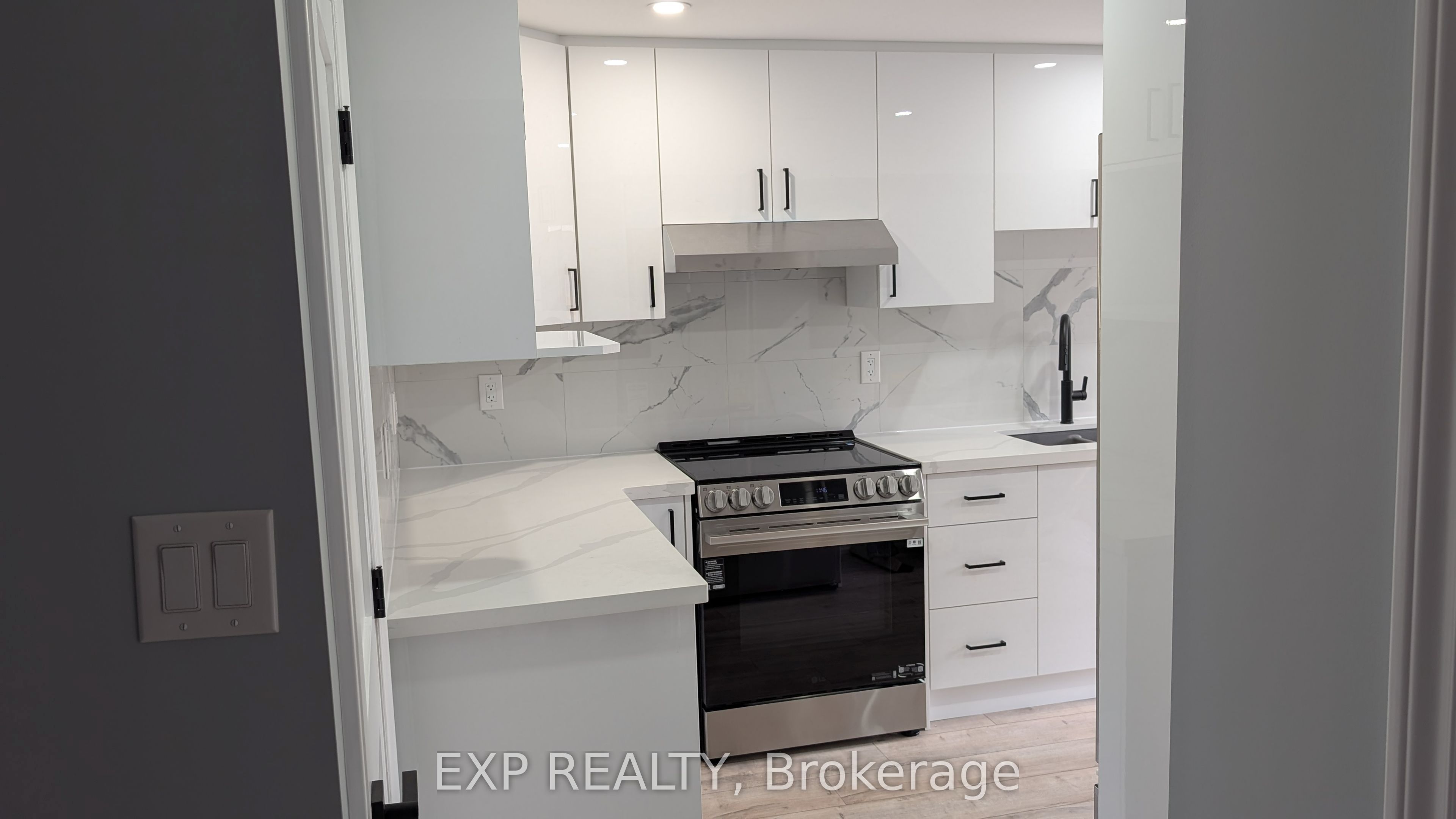 208 Isabella Drive 2 Property Photo 2