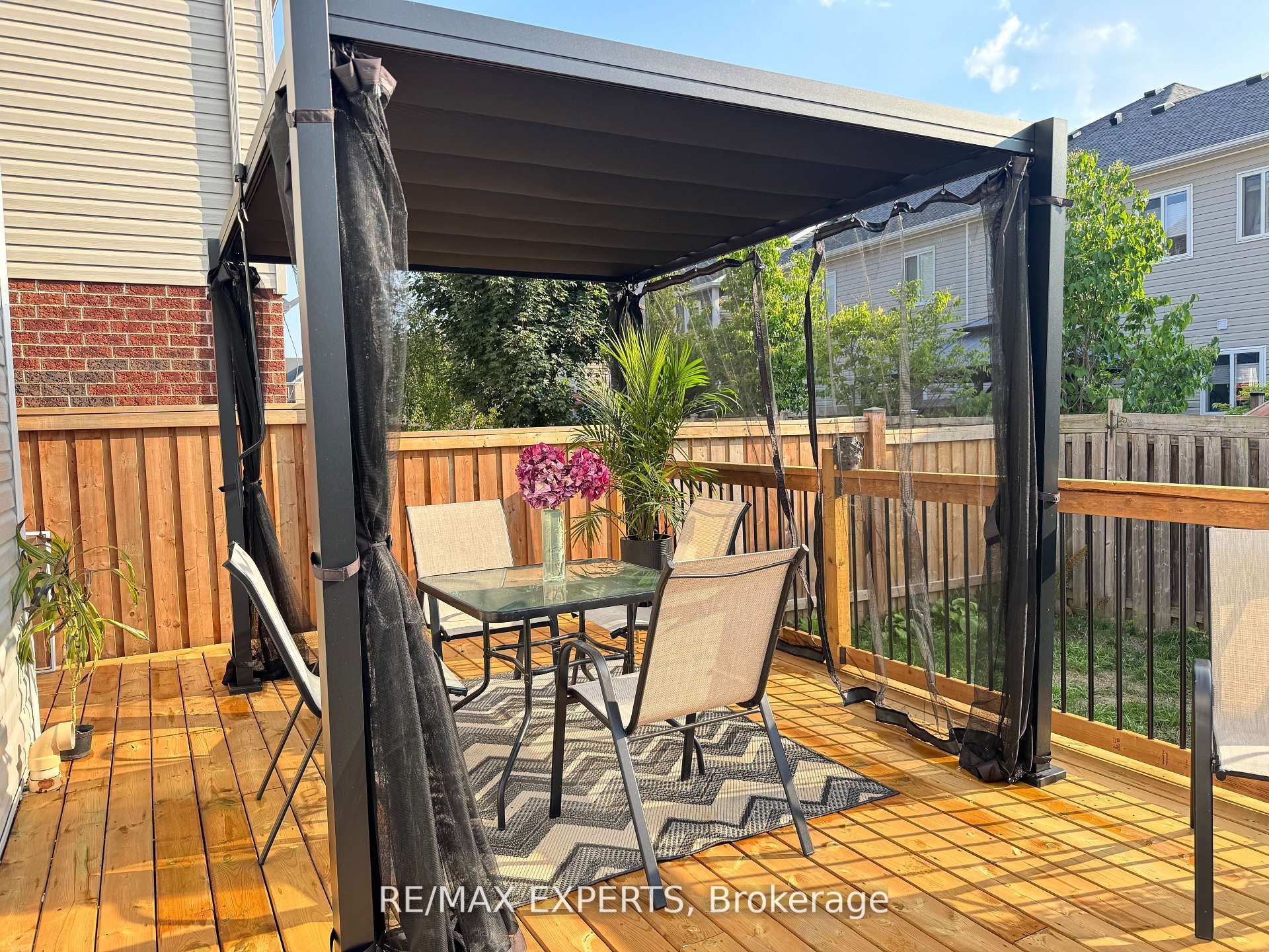 10 Snowden Avenue Property Photo 27
