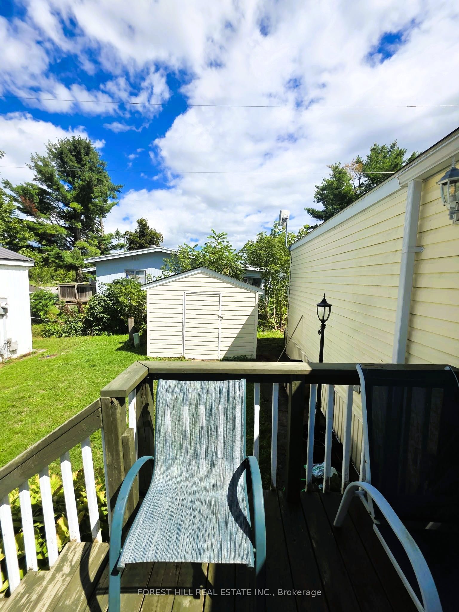 4105 Spruce Road Property Photo 4