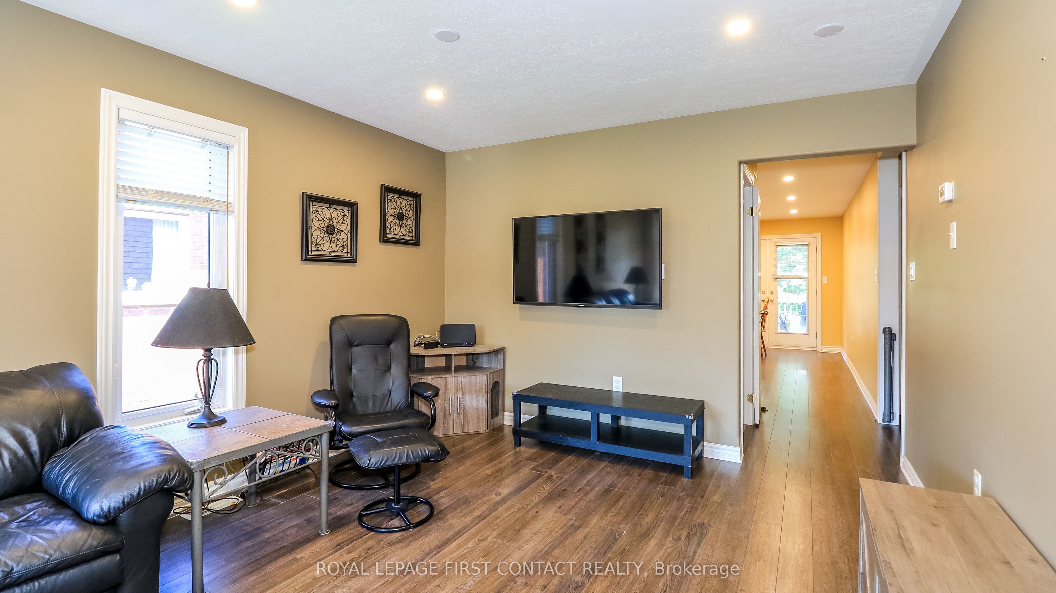79 White Elm Road Property Photo 5