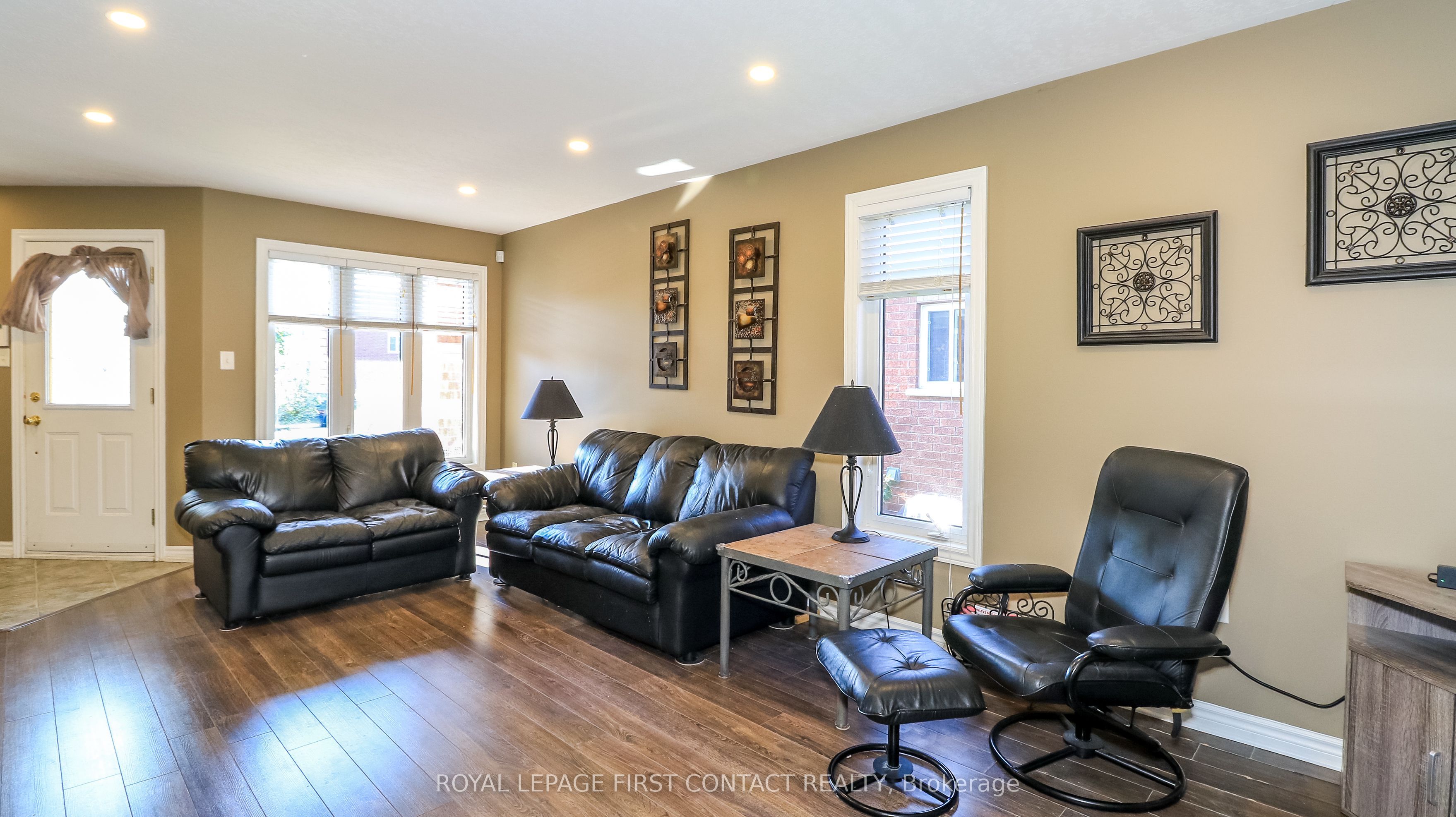 79 White Elm Road Property Photo 6
