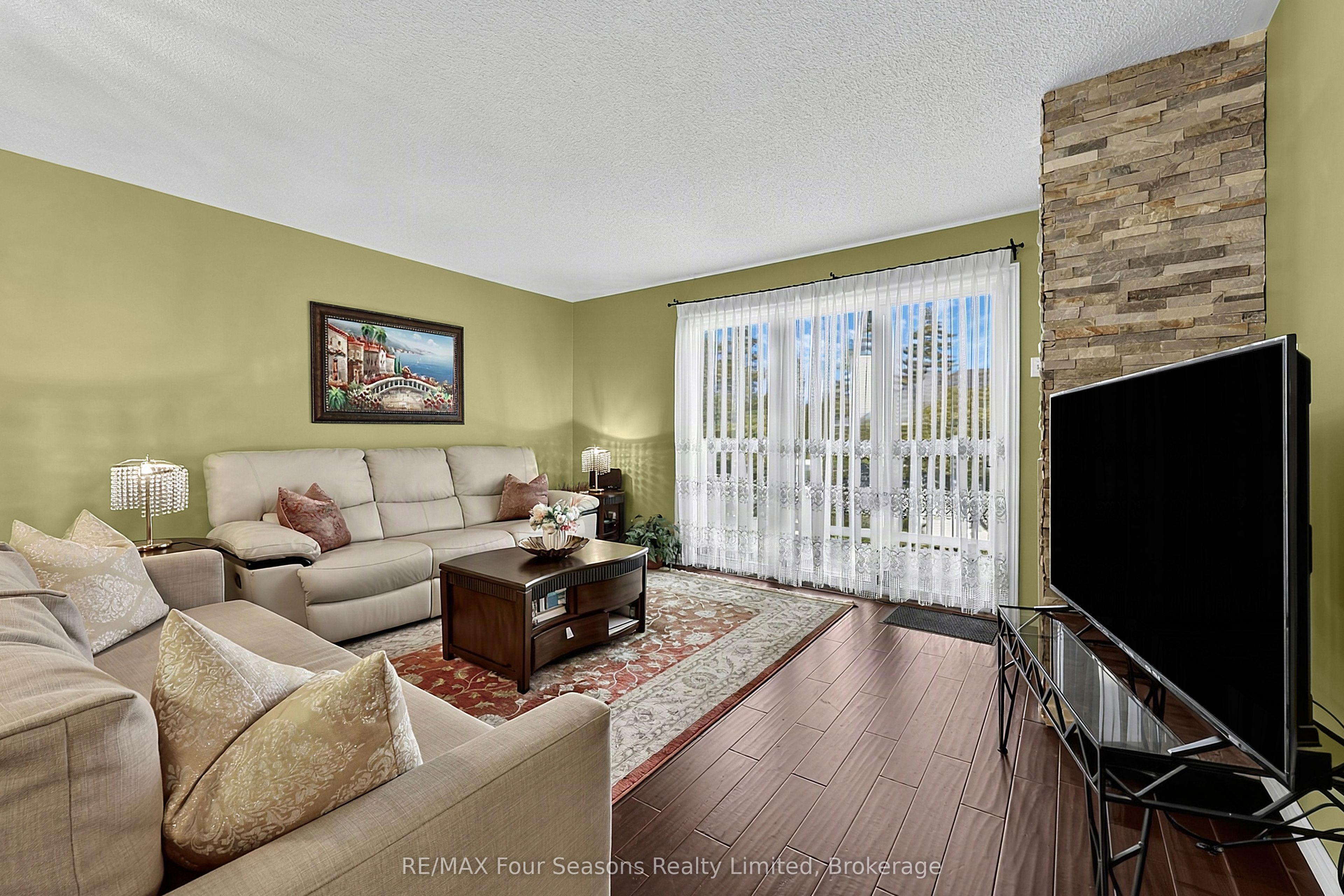 34 Dawson Drive 839 Property Photo 2