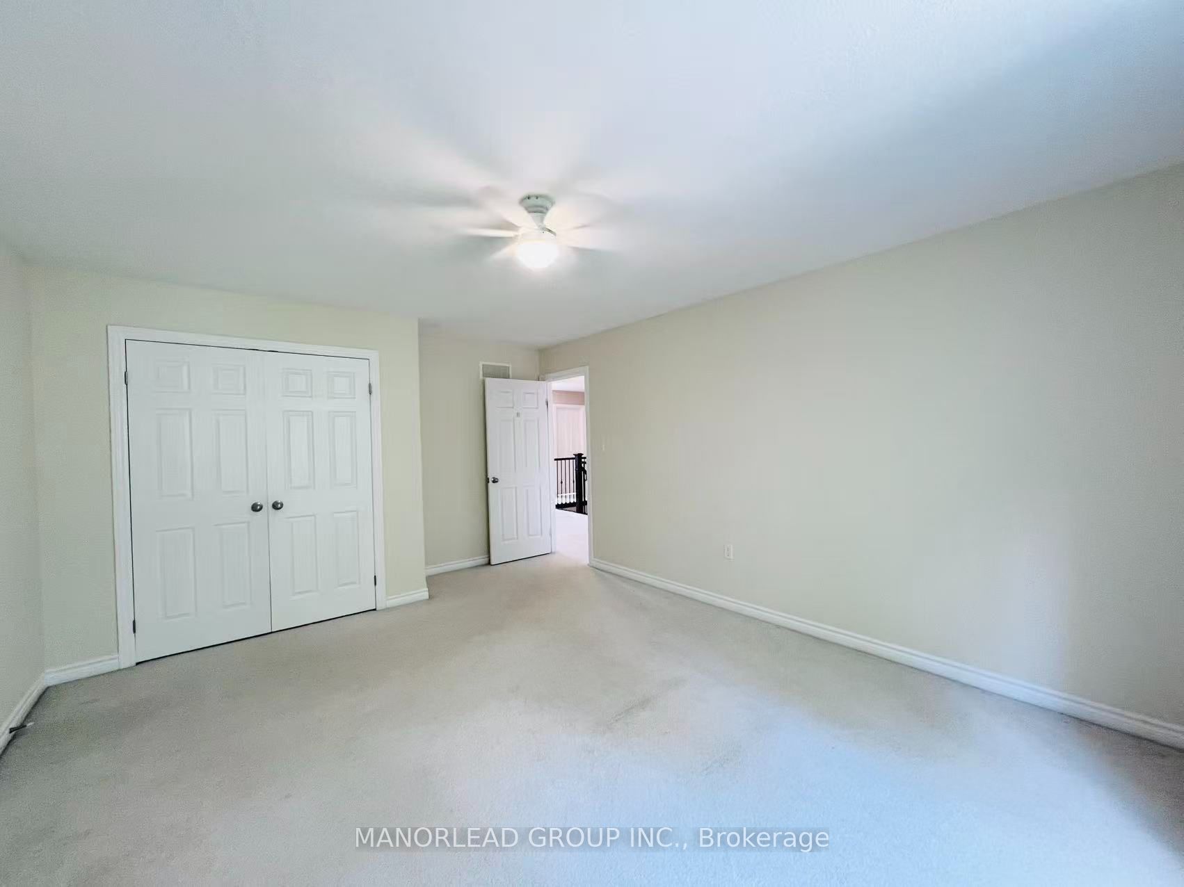42 Parisian Crescent Property Photo 19
