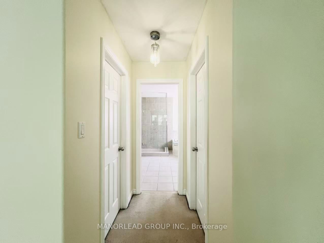 42 Parisian Crescent Property Photo 26