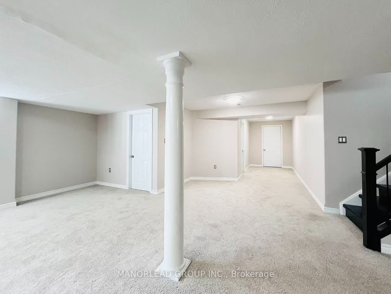 42 Parisian Crescent Property Photo 44