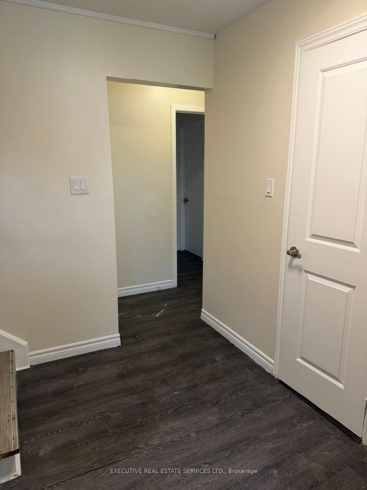 280 Cook Street Property Photo 11