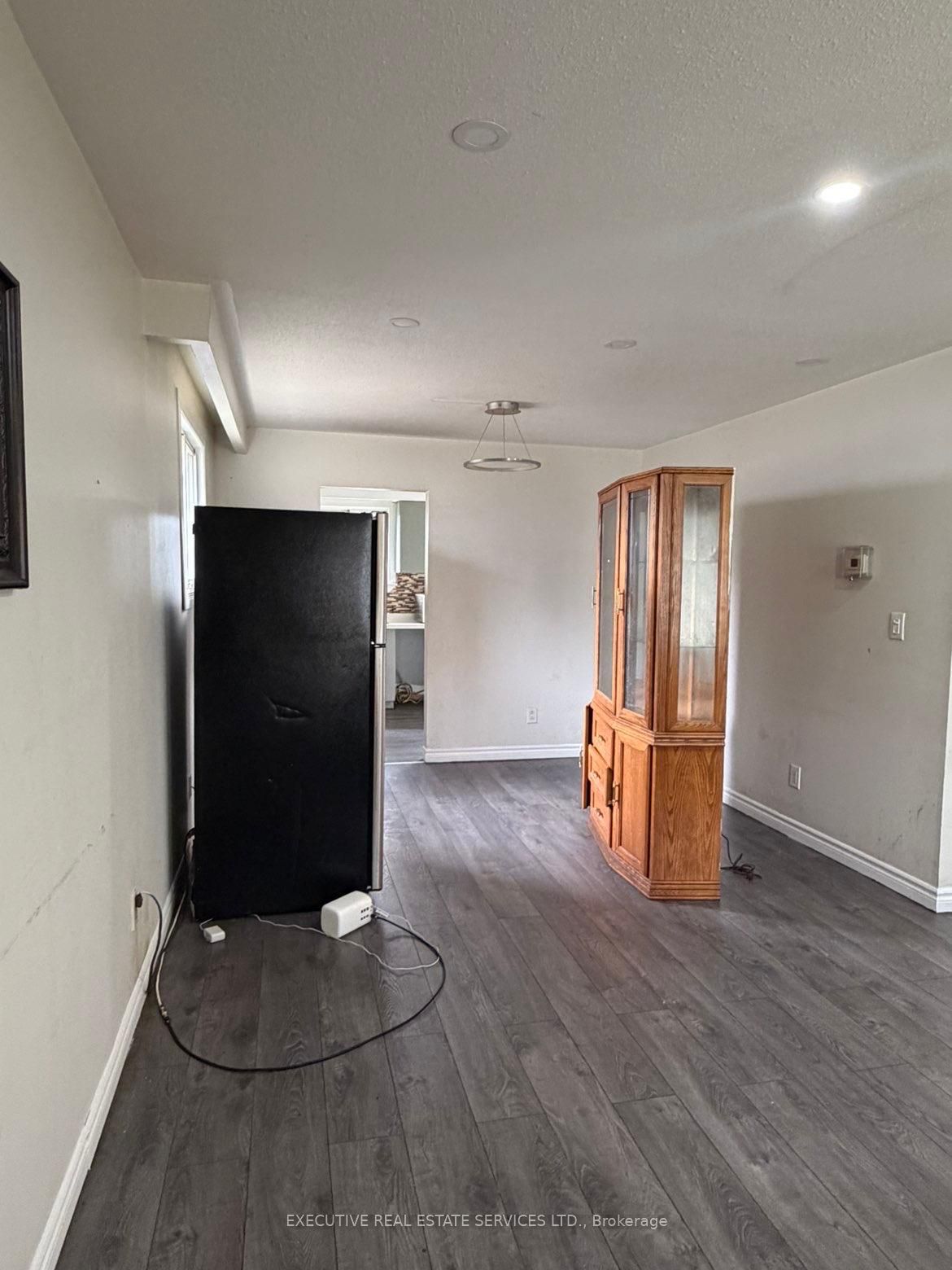 280 Cook Street Property Photo 24