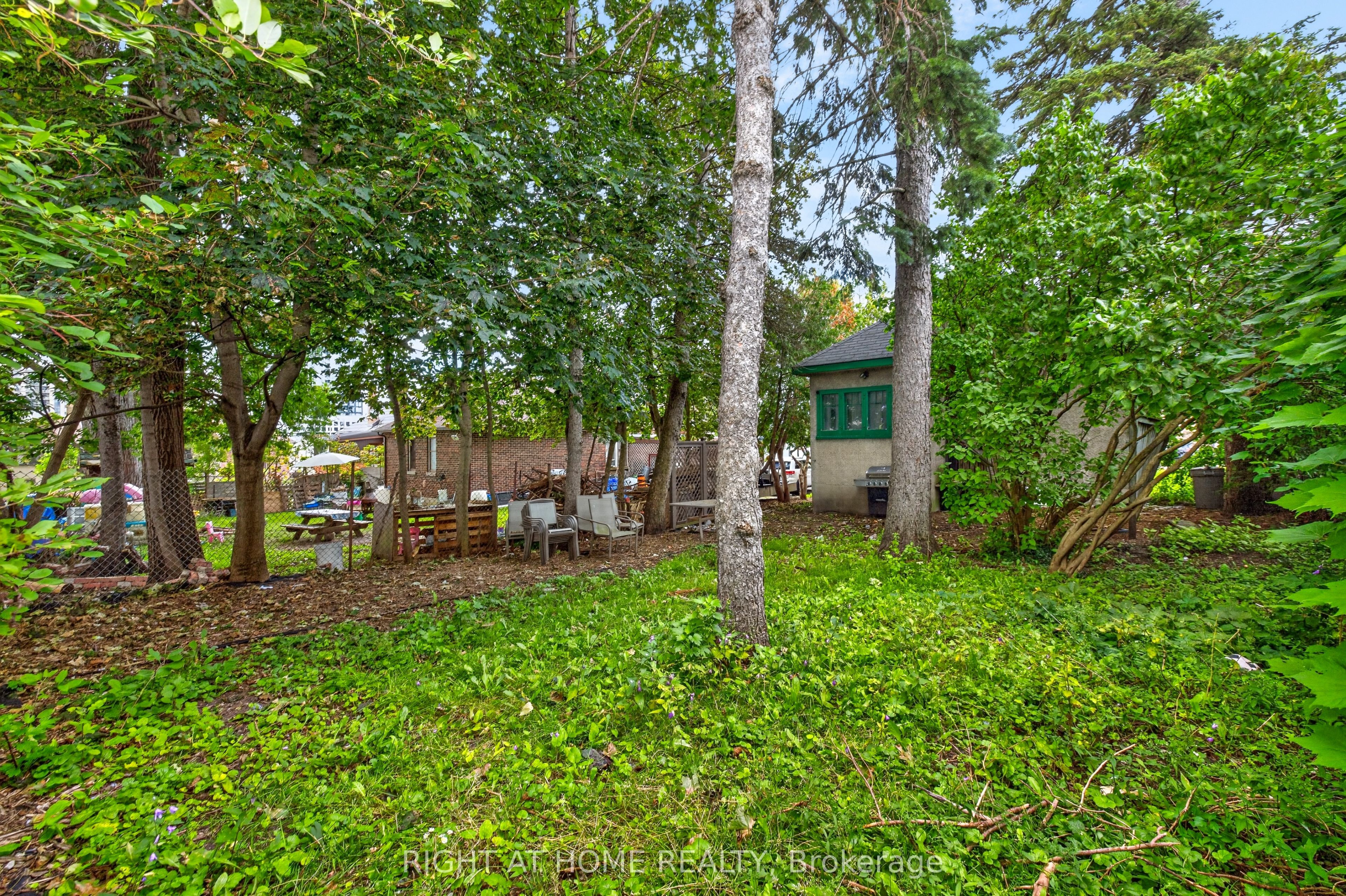 85 Maple Avenue Property Photo 28