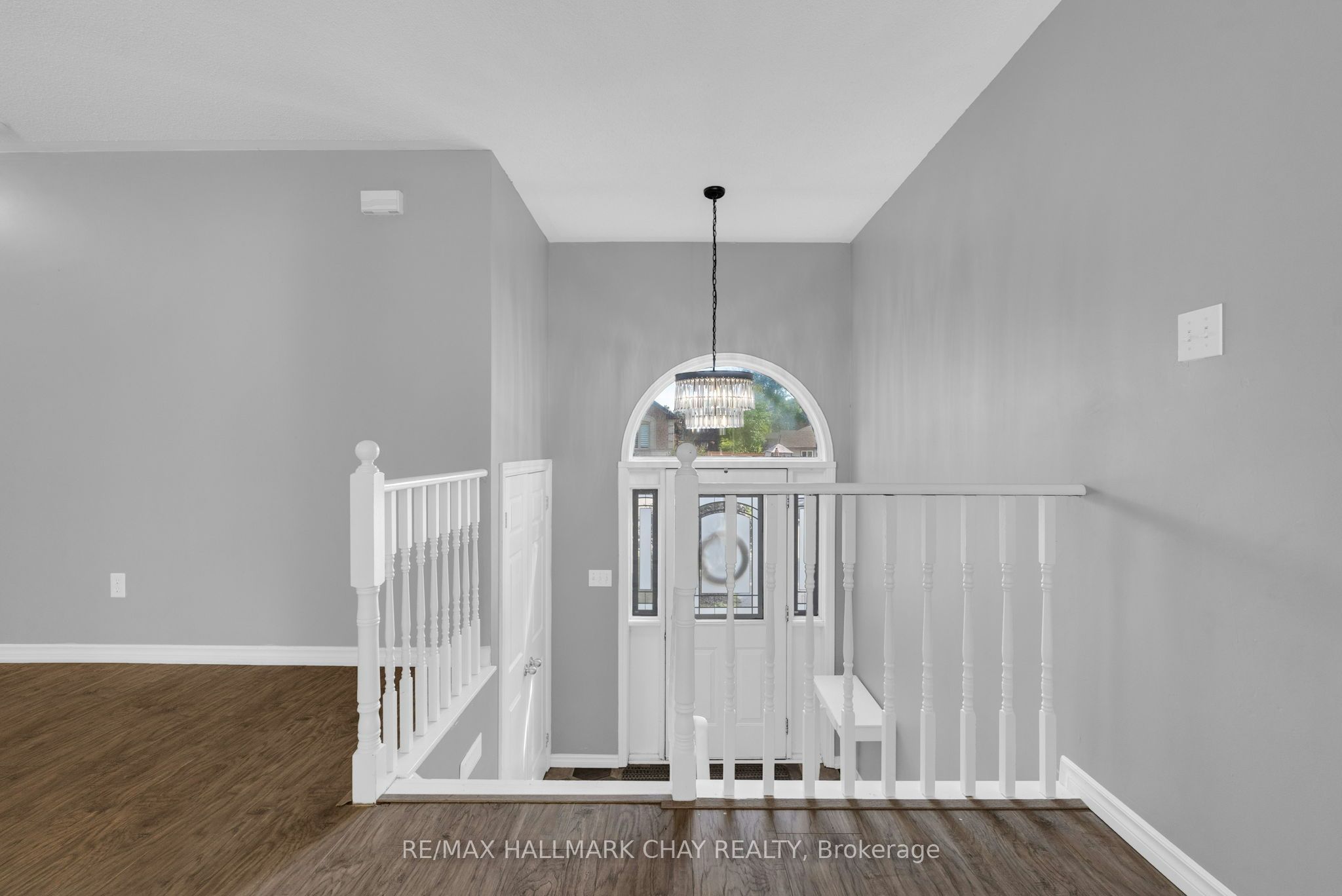 5 Harbour Crescent Property Photo 6