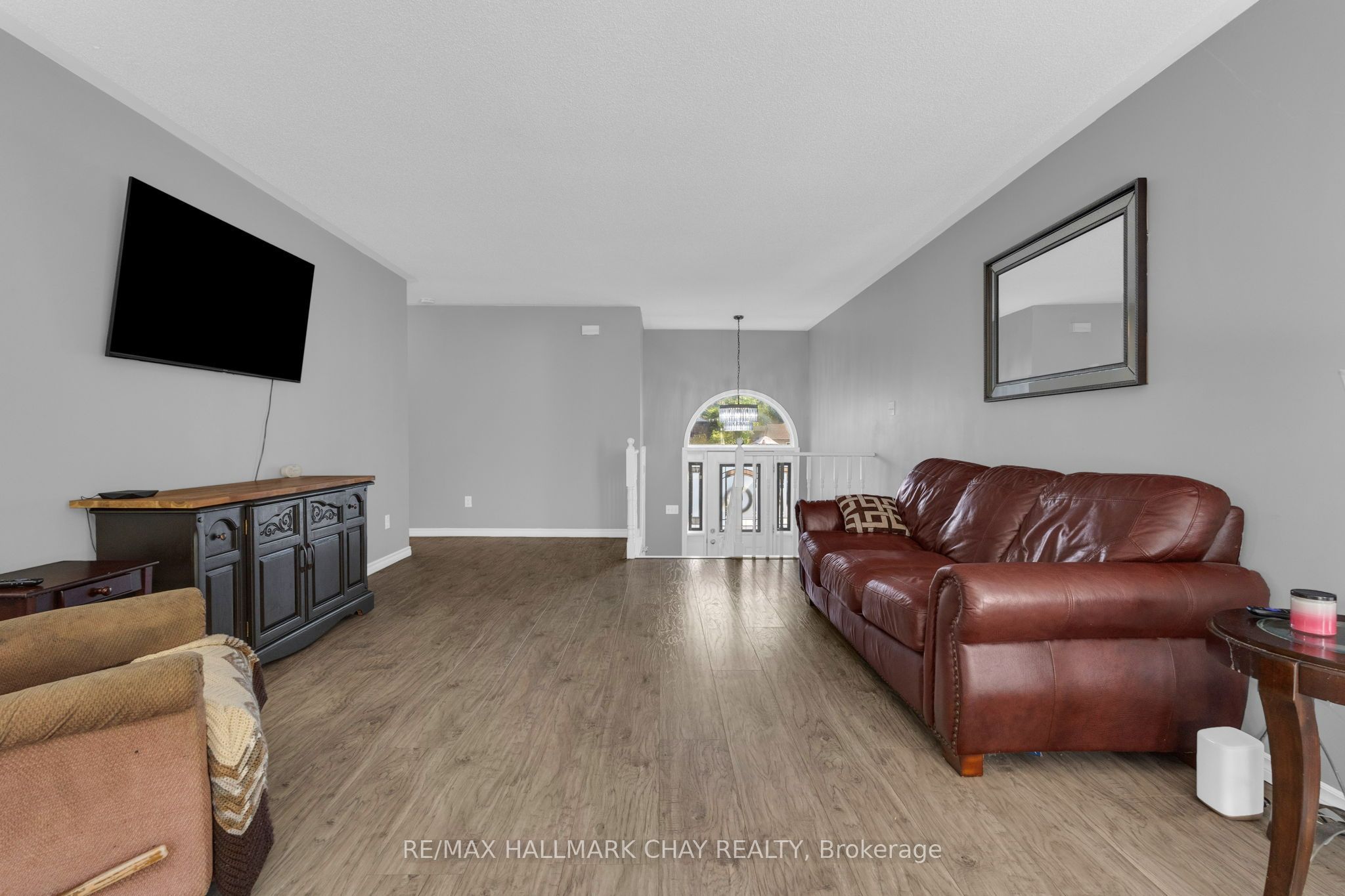 5 Harbour Crescent Property Photo 9