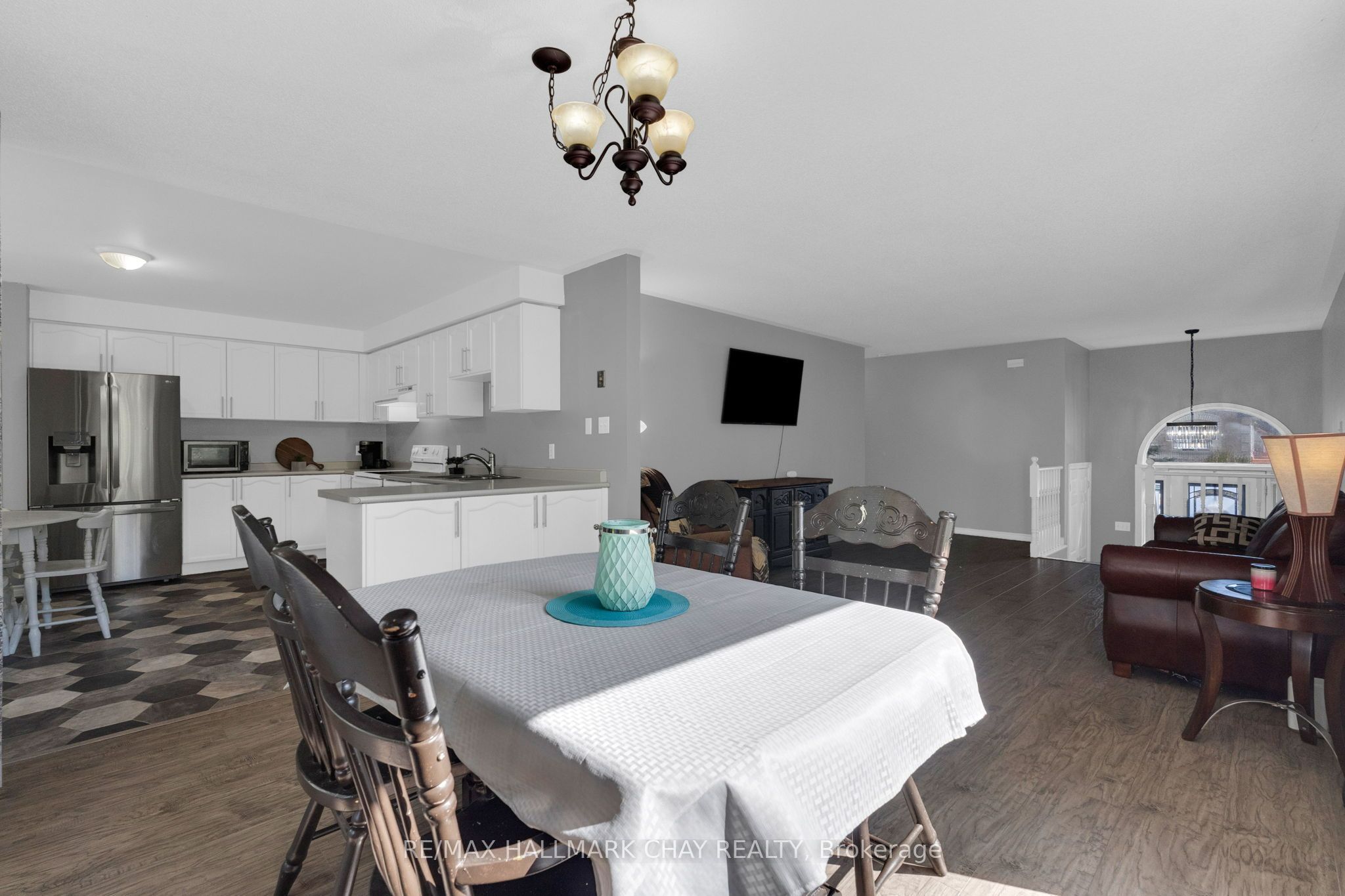 5 Harbour Crescent Property Photo 10