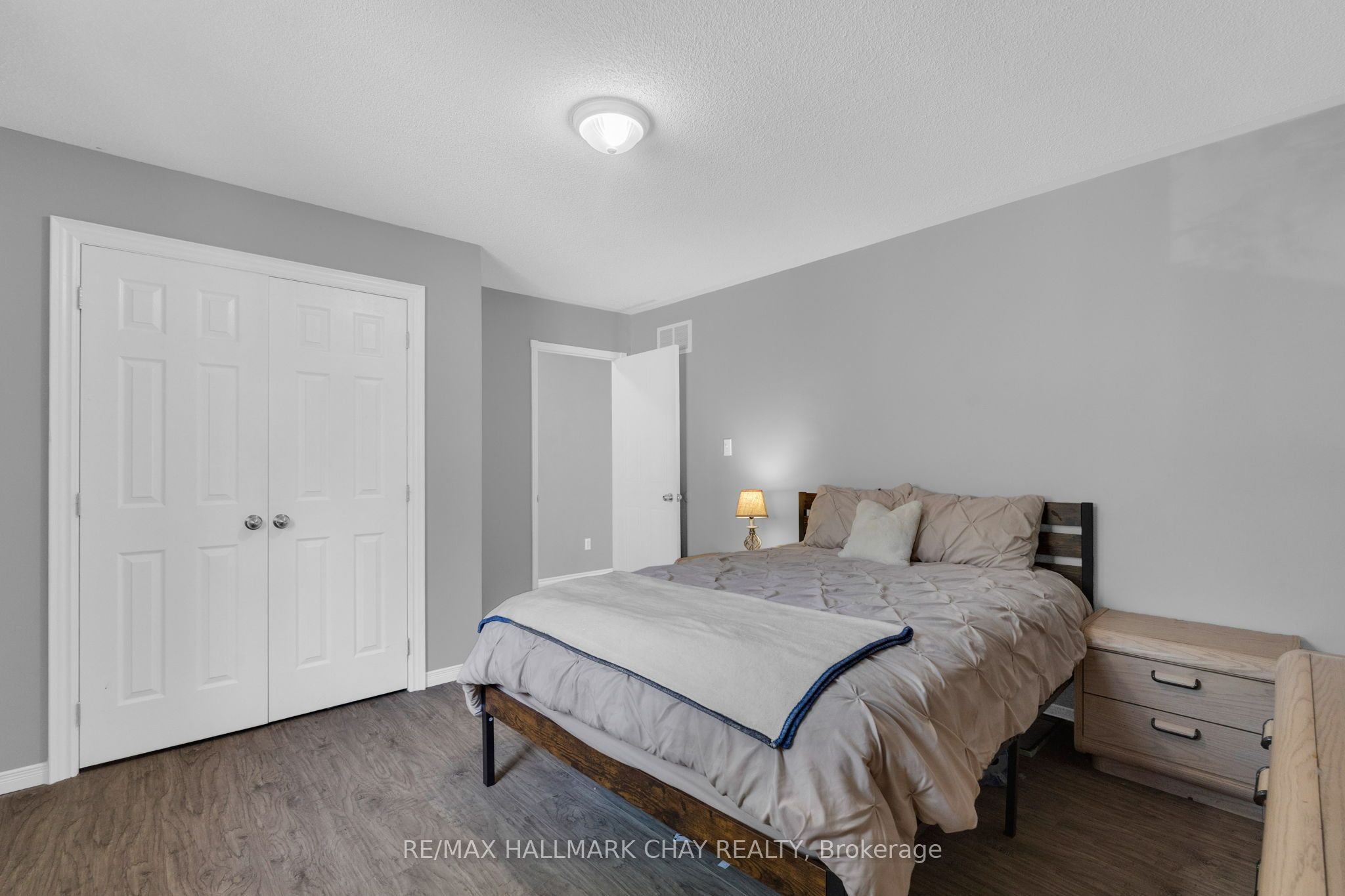 5 Harbour Crescent Property Photo 15