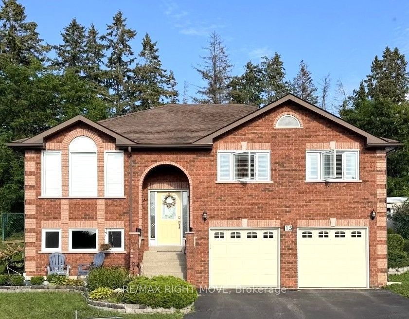 15 Watson Court