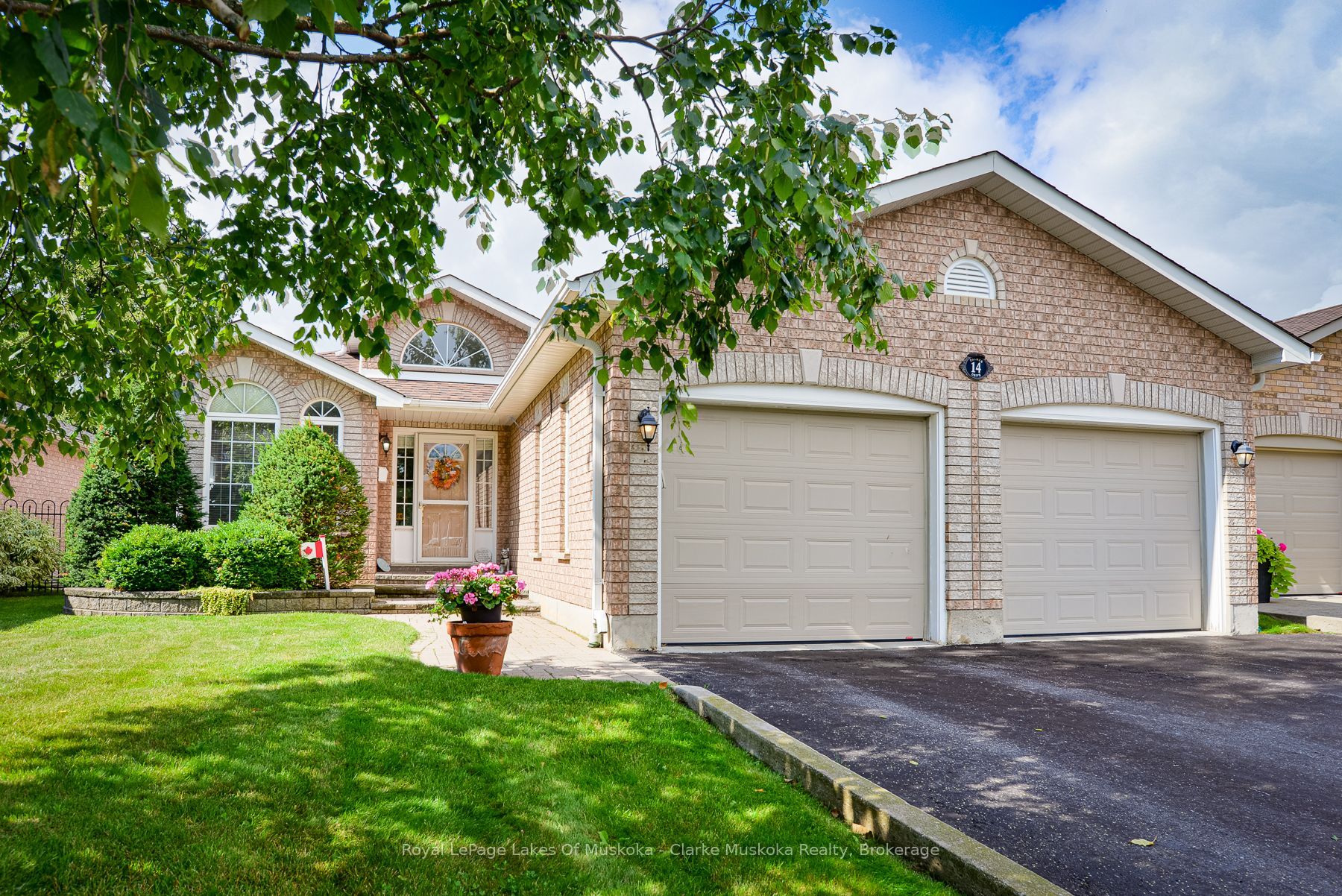 14 Palmer Drive Property Photo 1
