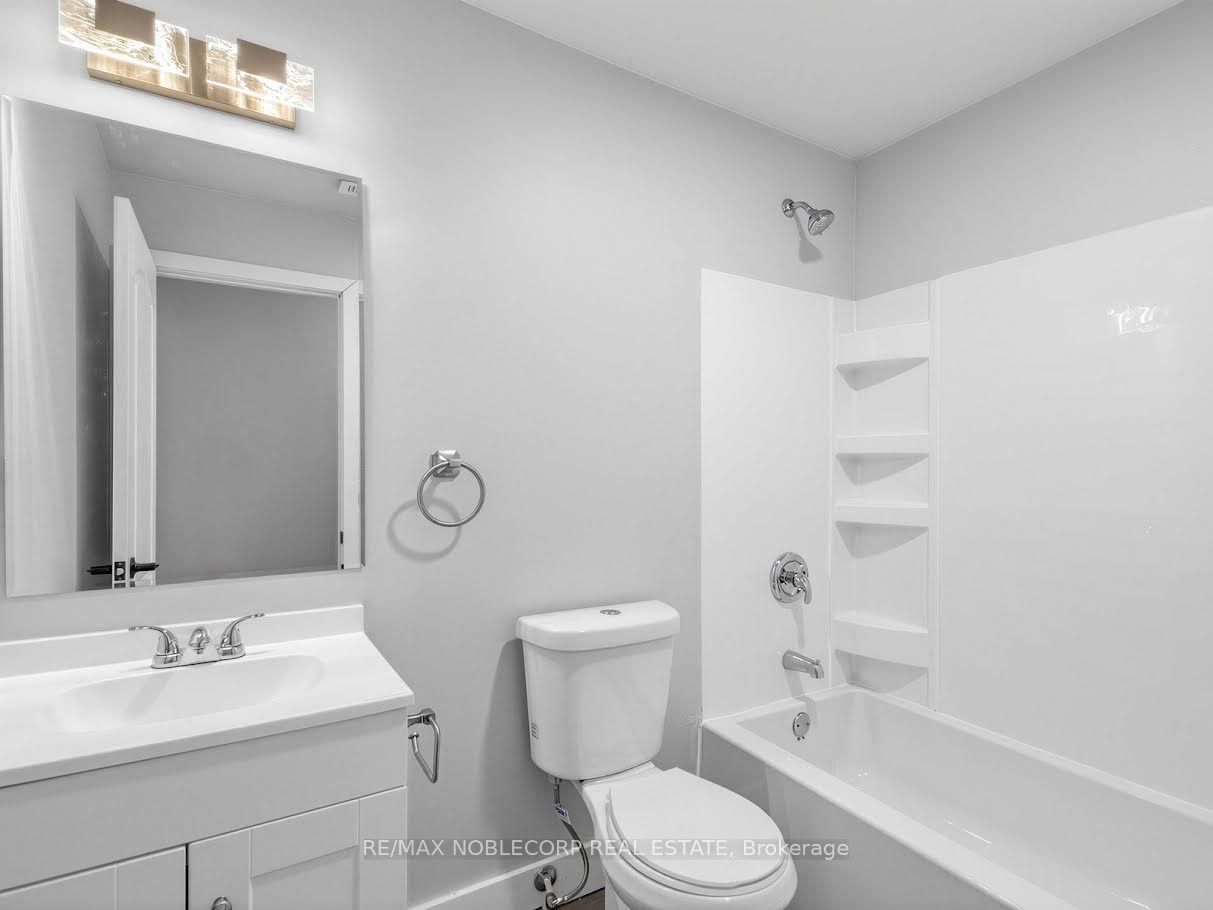 59 Scott Crescent Lower Property Photo 11