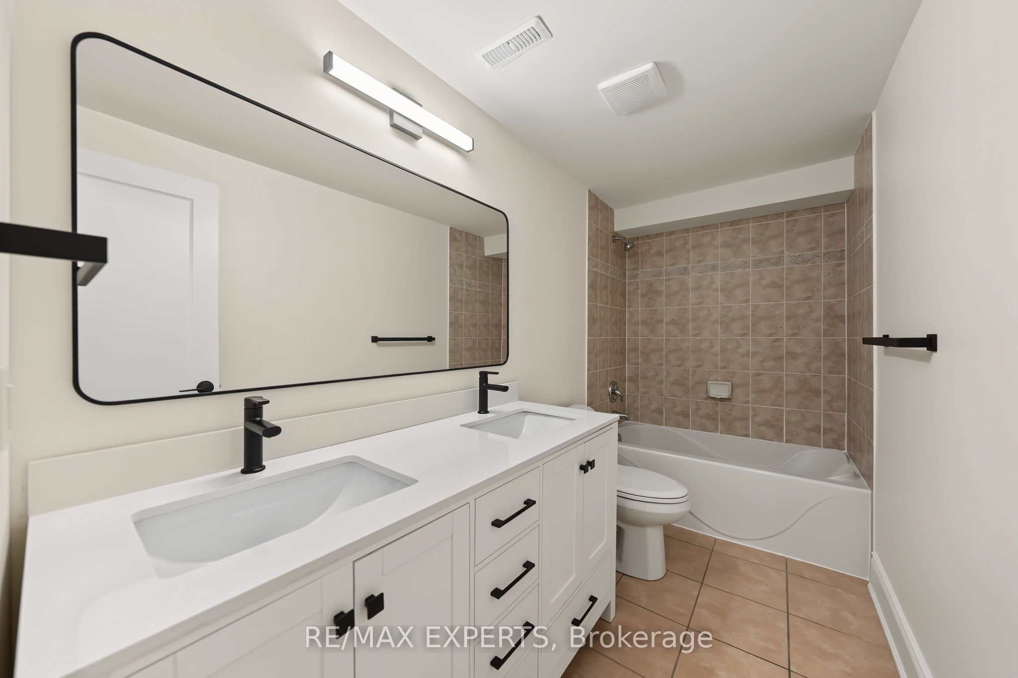 17 Michelle Drive Property Photo 40