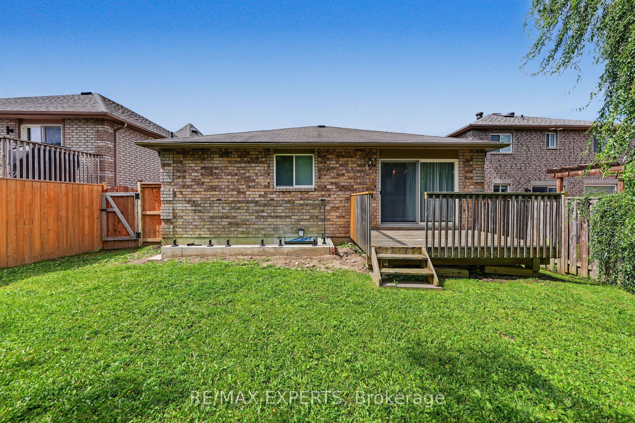 17 Michelle Drive Upper Property Photo 26