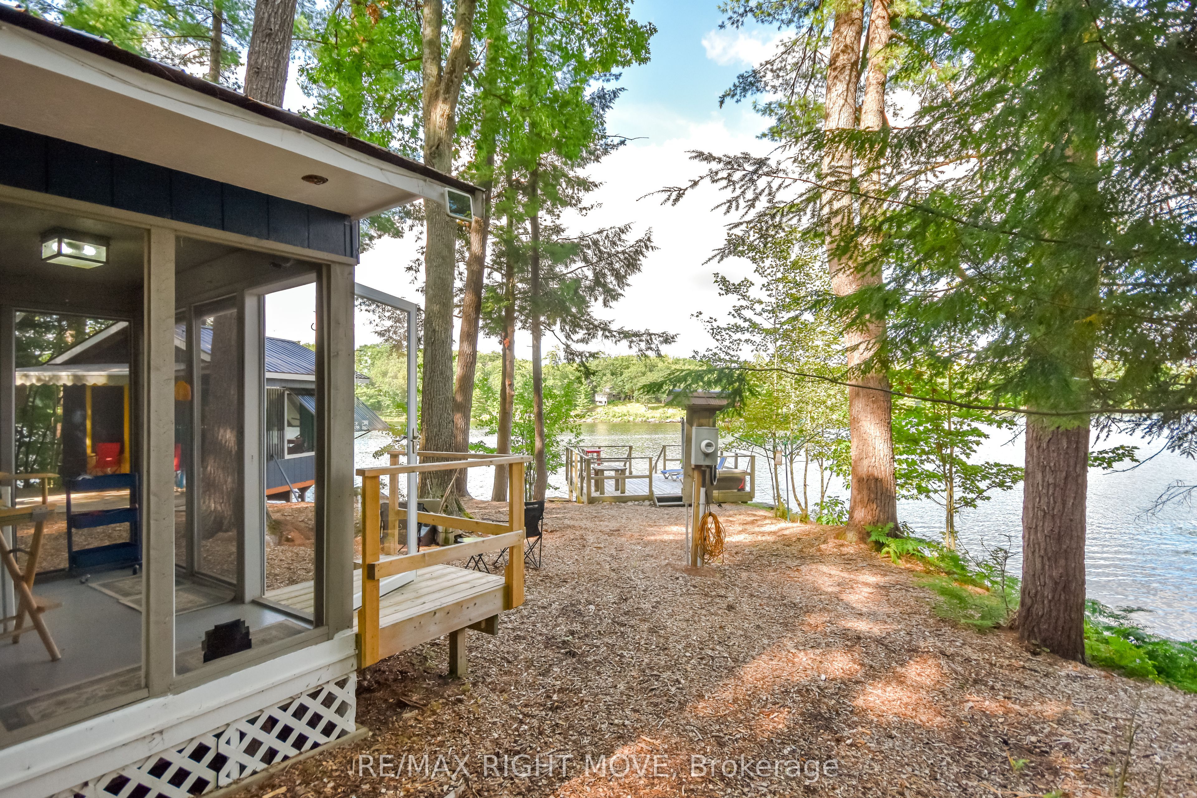 1643 Baldy Lane Property Photo 7