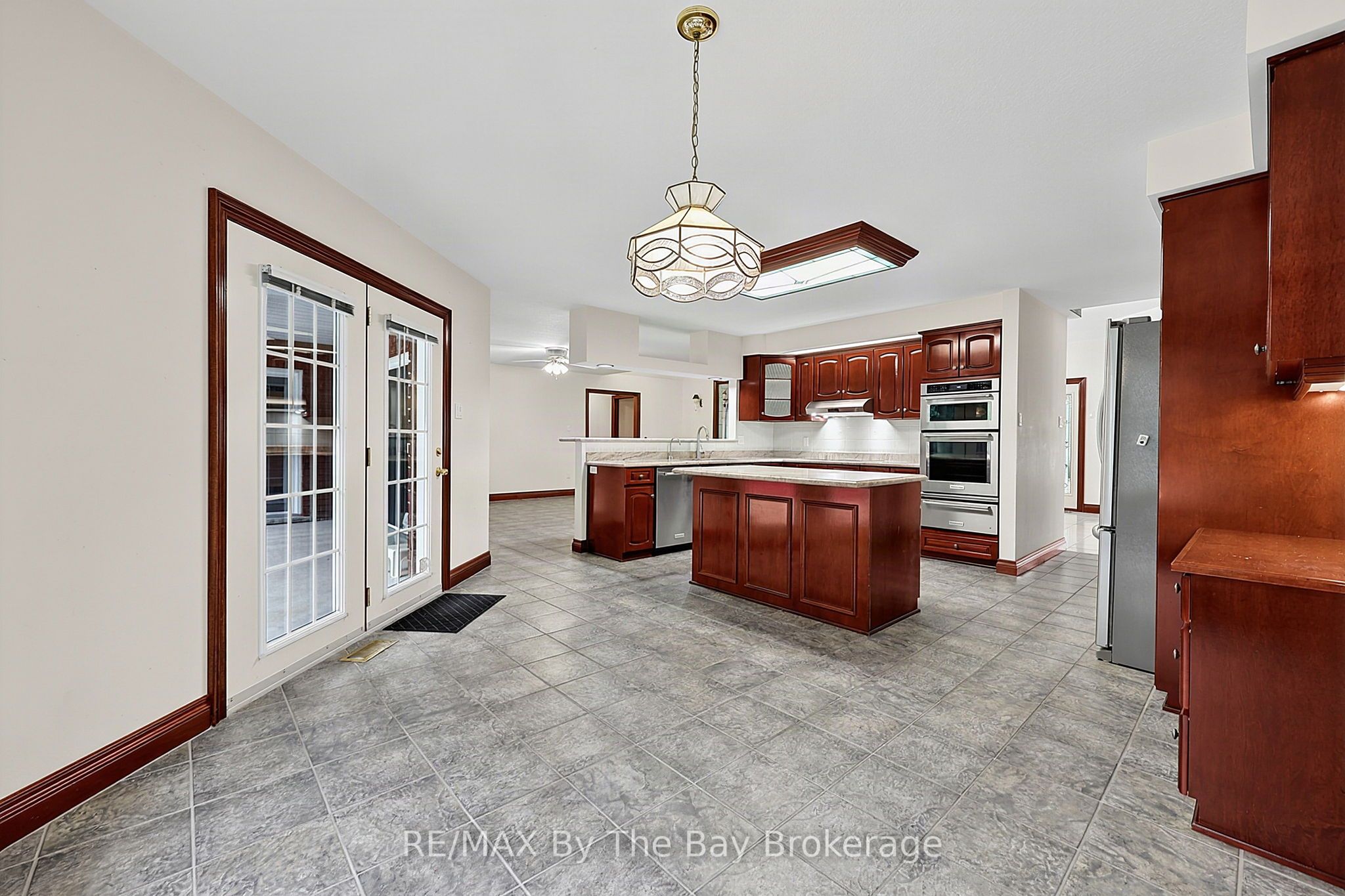 90 Goldfinch Crescent Property Photo 10