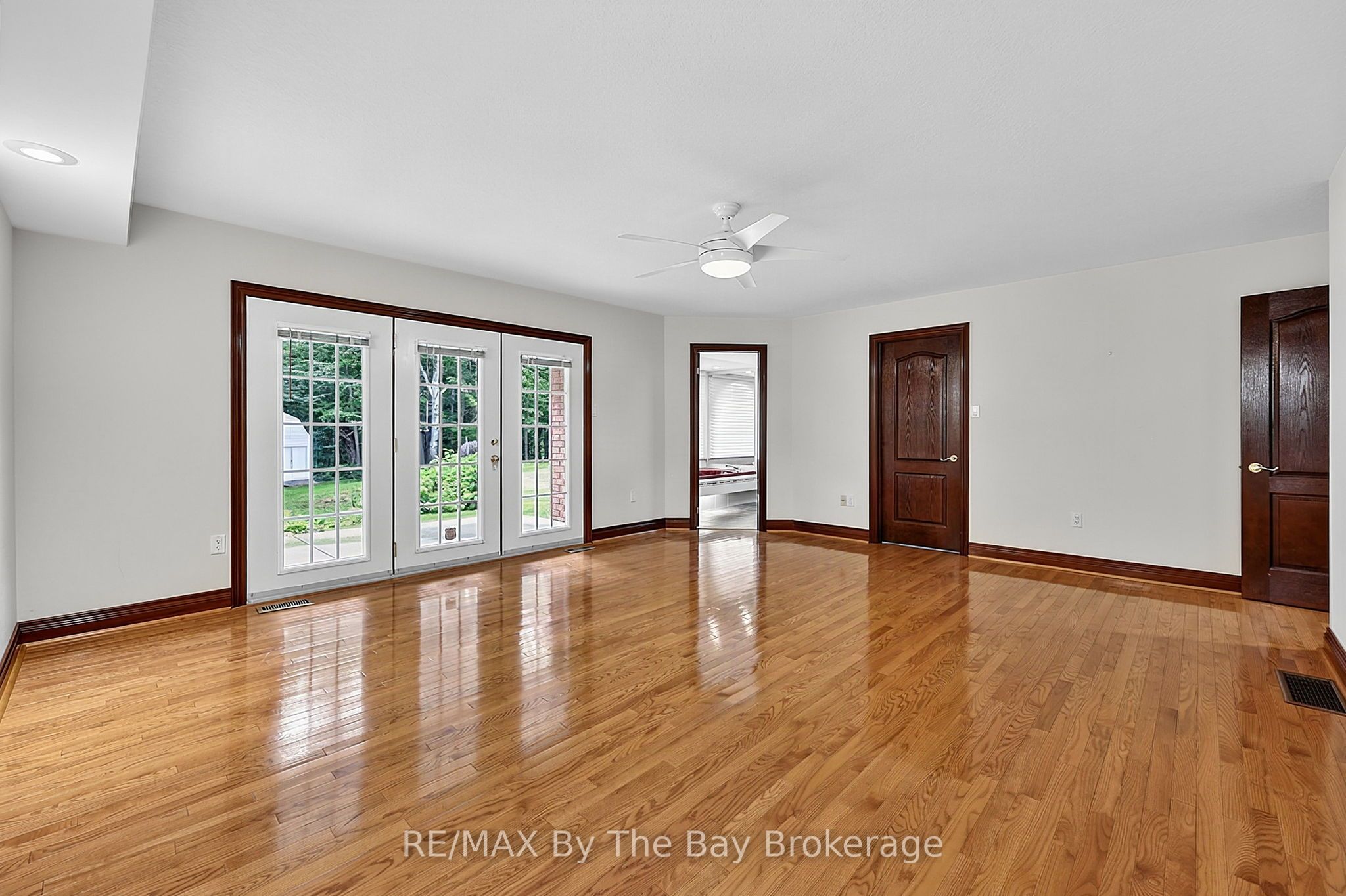 90 Goldfinch Crescent Property Photo 19