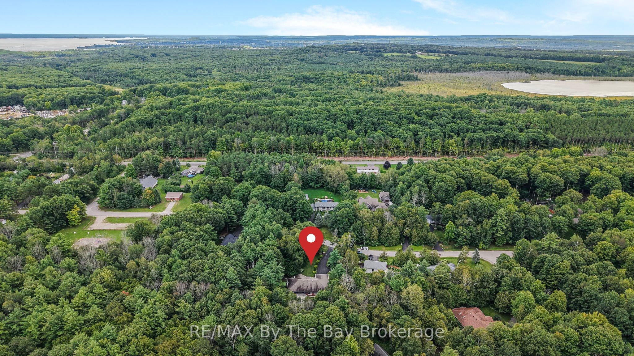 90 Goldfinch Crescent Property Photo 45